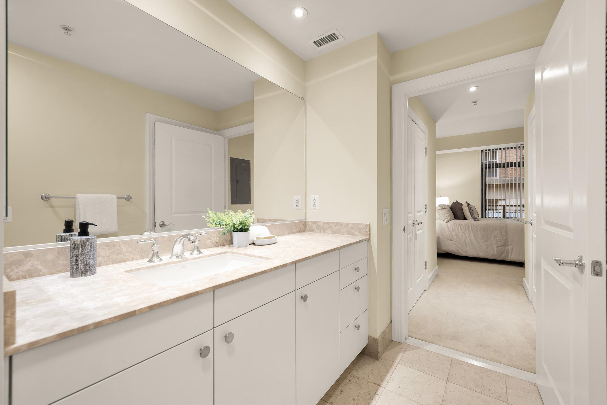 2425 L Street NW Unit# UNIT #234