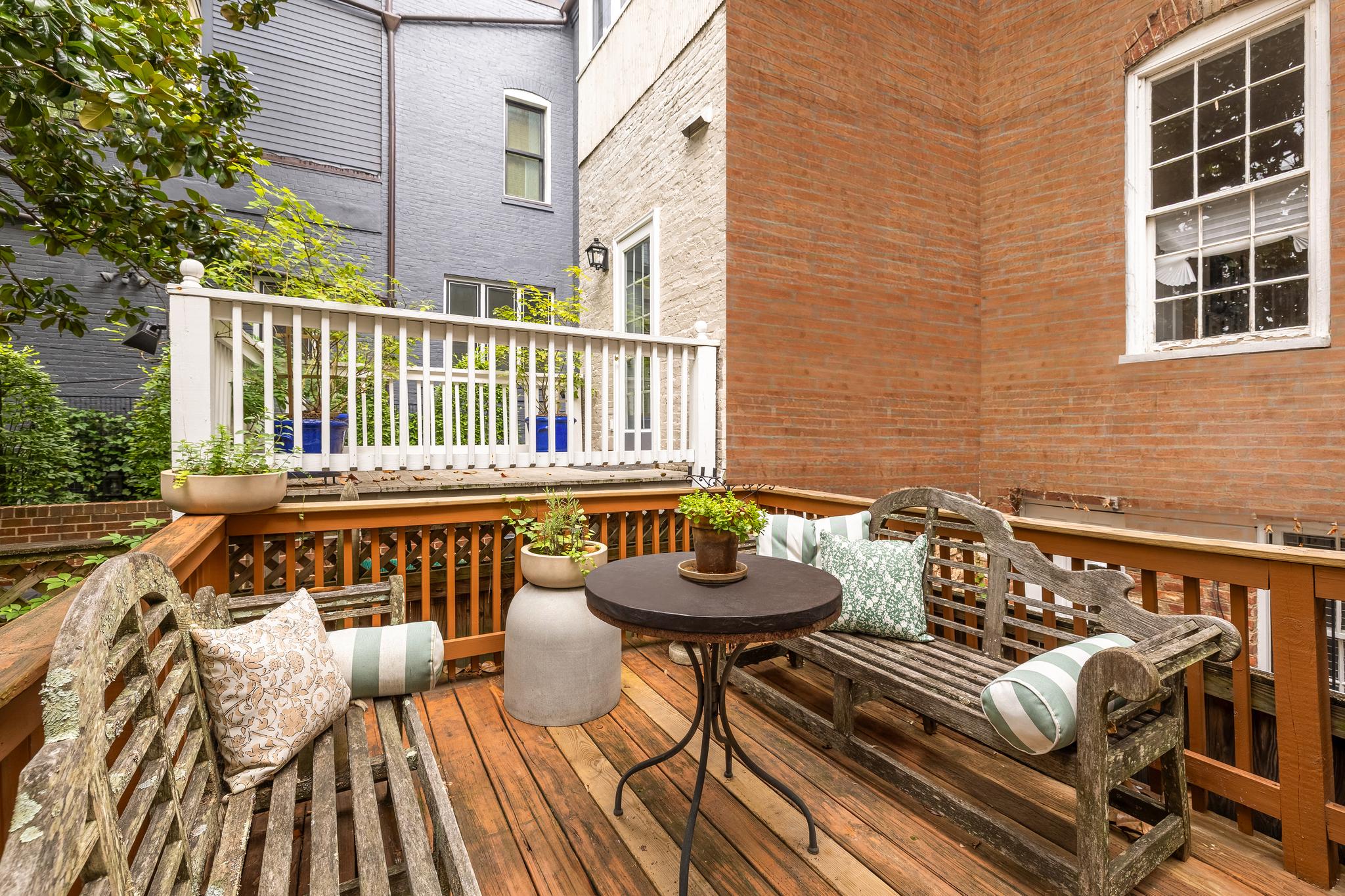 1254 31st Street NW 