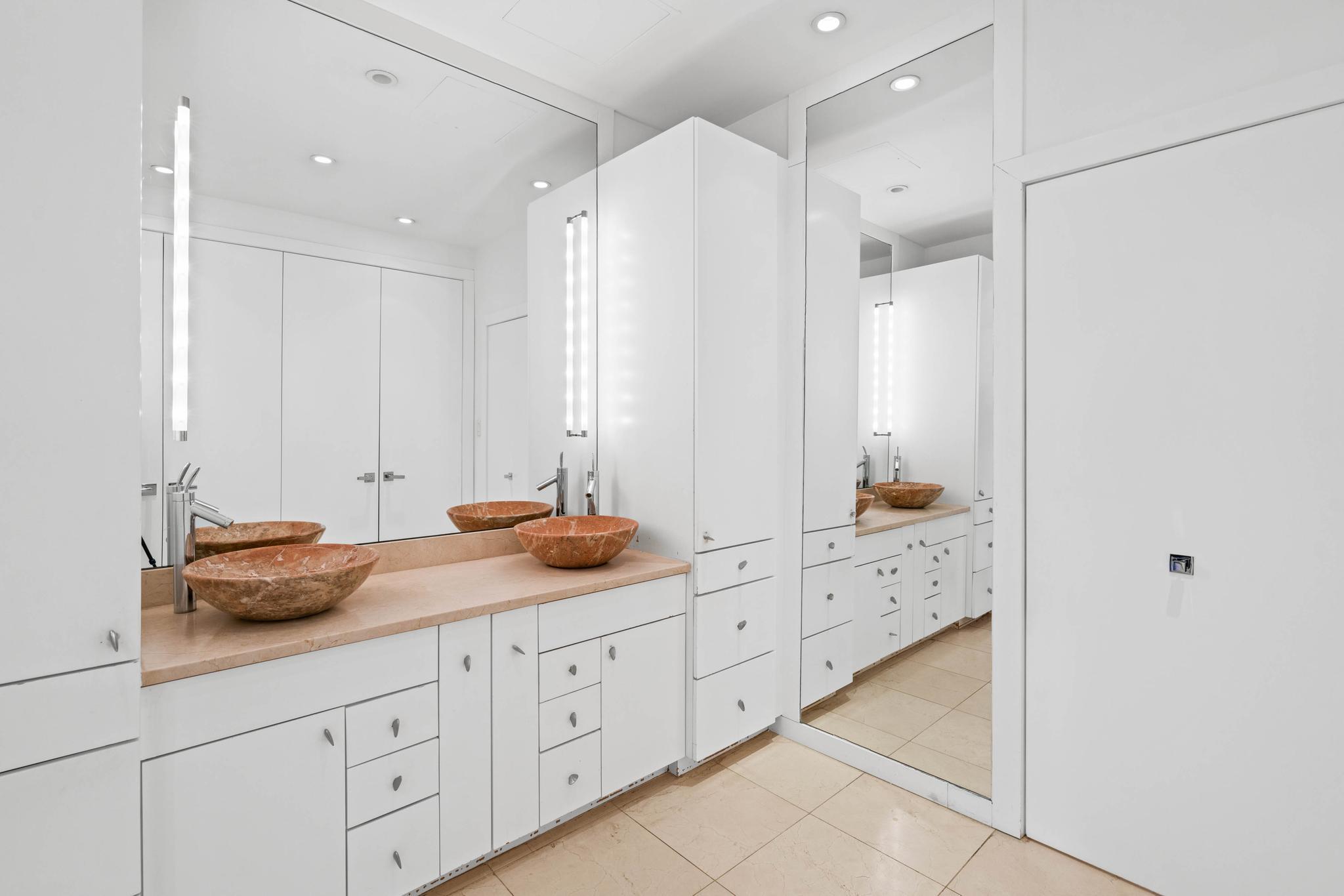2801 New Mexico Avenue NW Unit# PH7&8