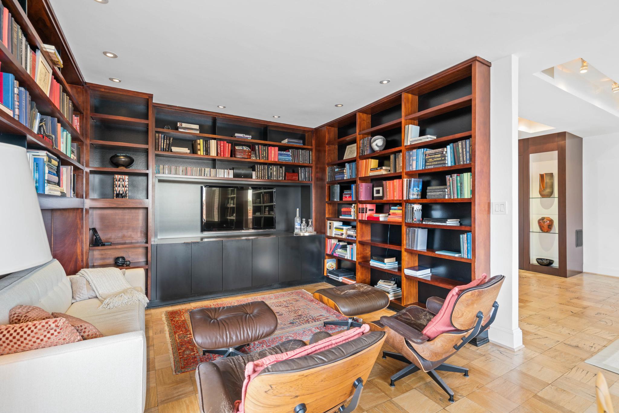 2801 New Mexico Avenue NW Unit# PH7&8