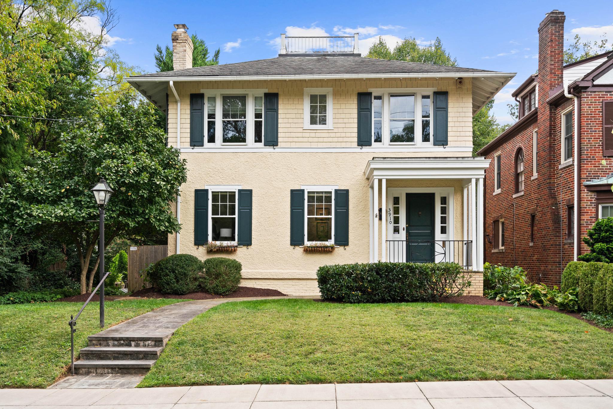 3910 Livingston Street NW 