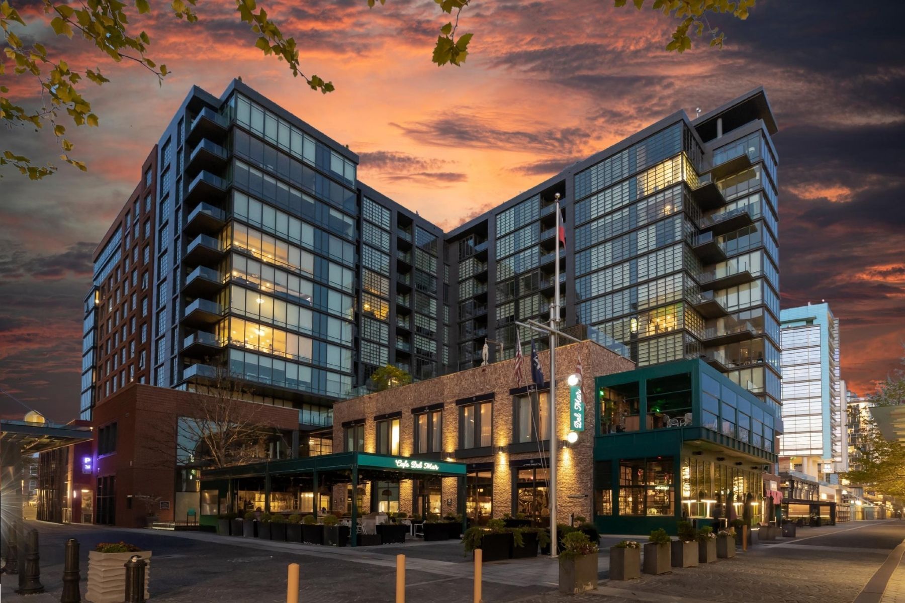 45 Sutton Square SW Unit# 306