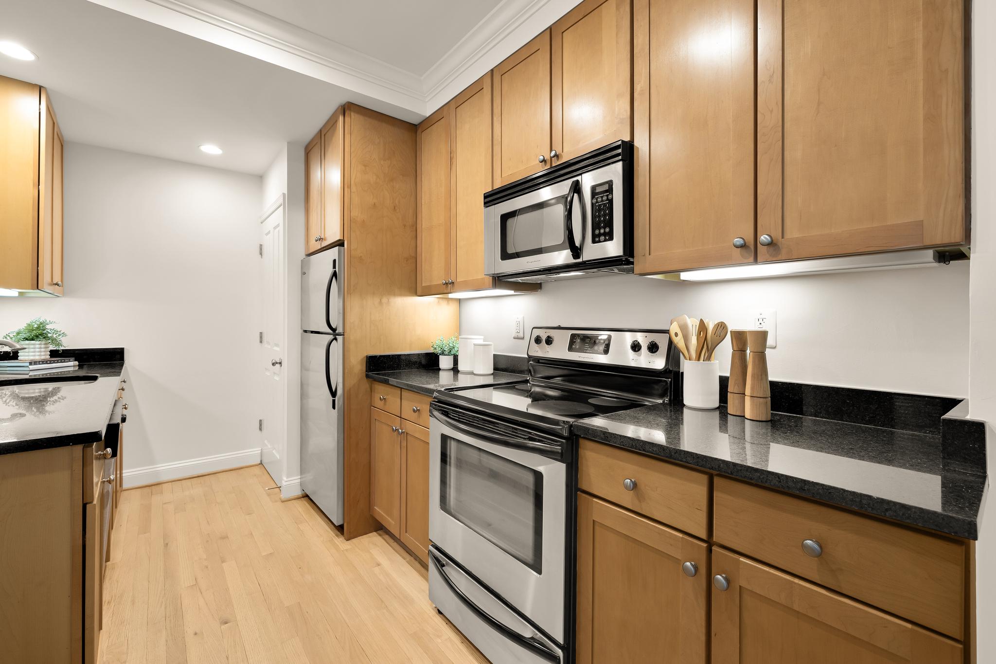 1701 16th Street NW 822