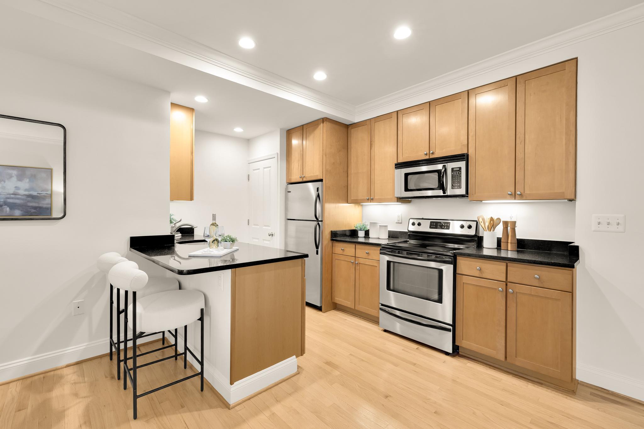 1701 16th Street NW 822