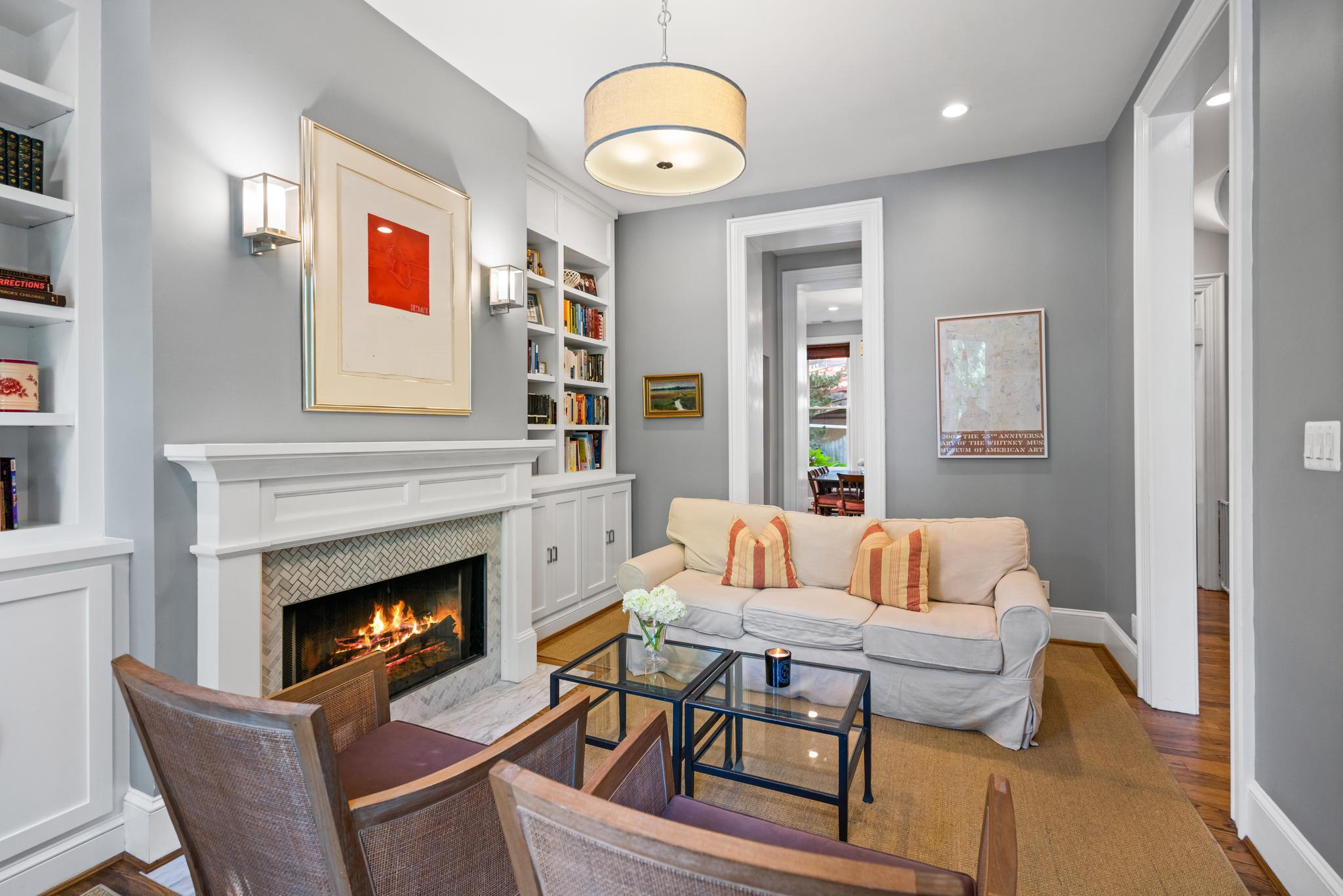 604 East Capitol Street NE 