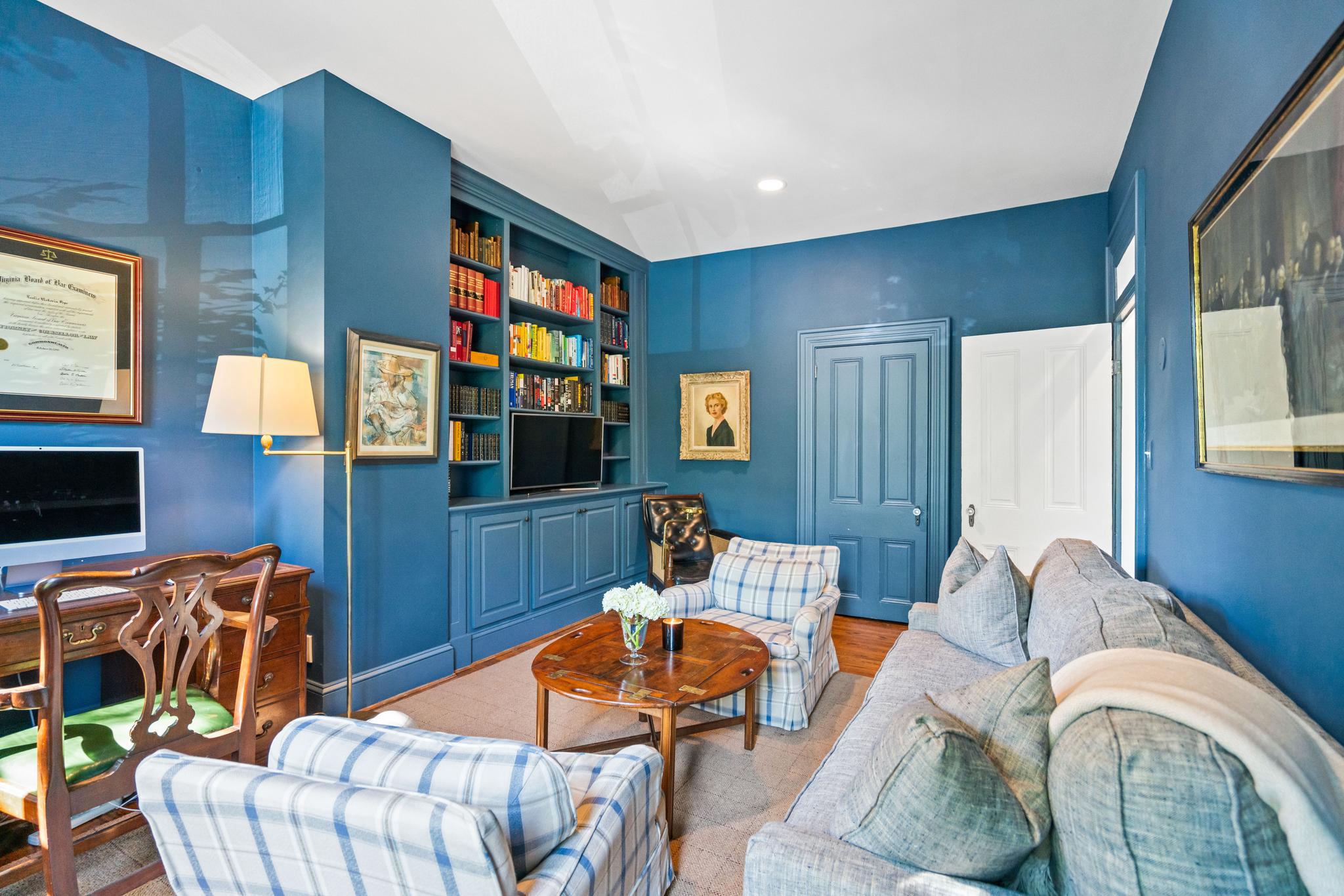 604 East Capitol Street NE 
