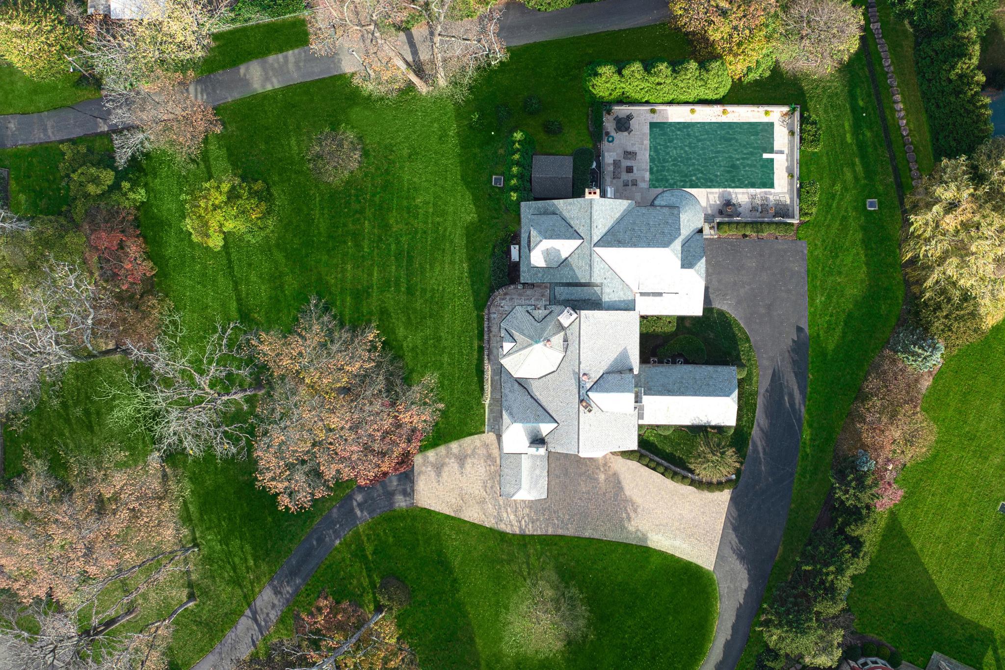 3031 Gates Road NW 