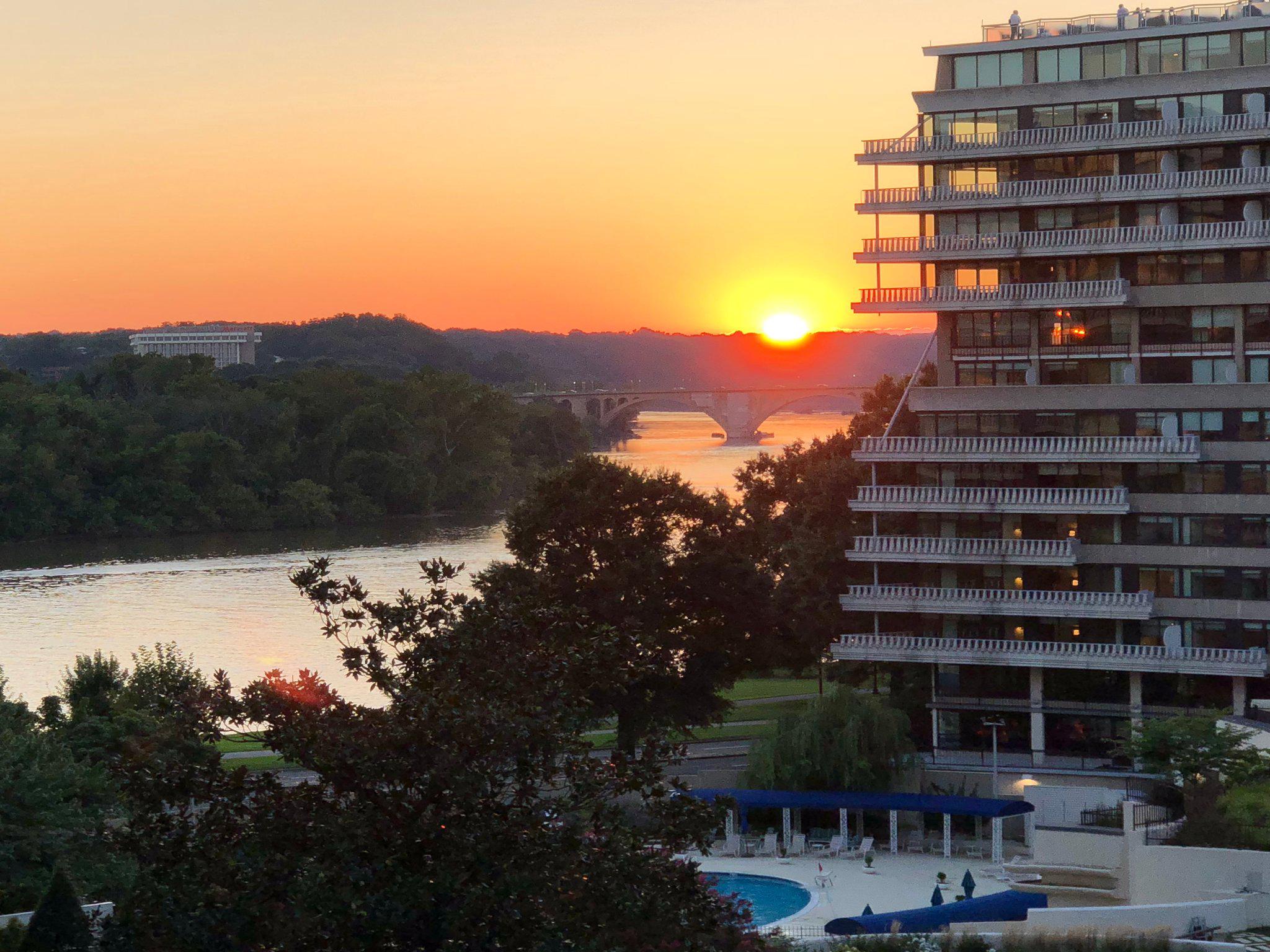 2500 Virginia Ave NW Unit# 714