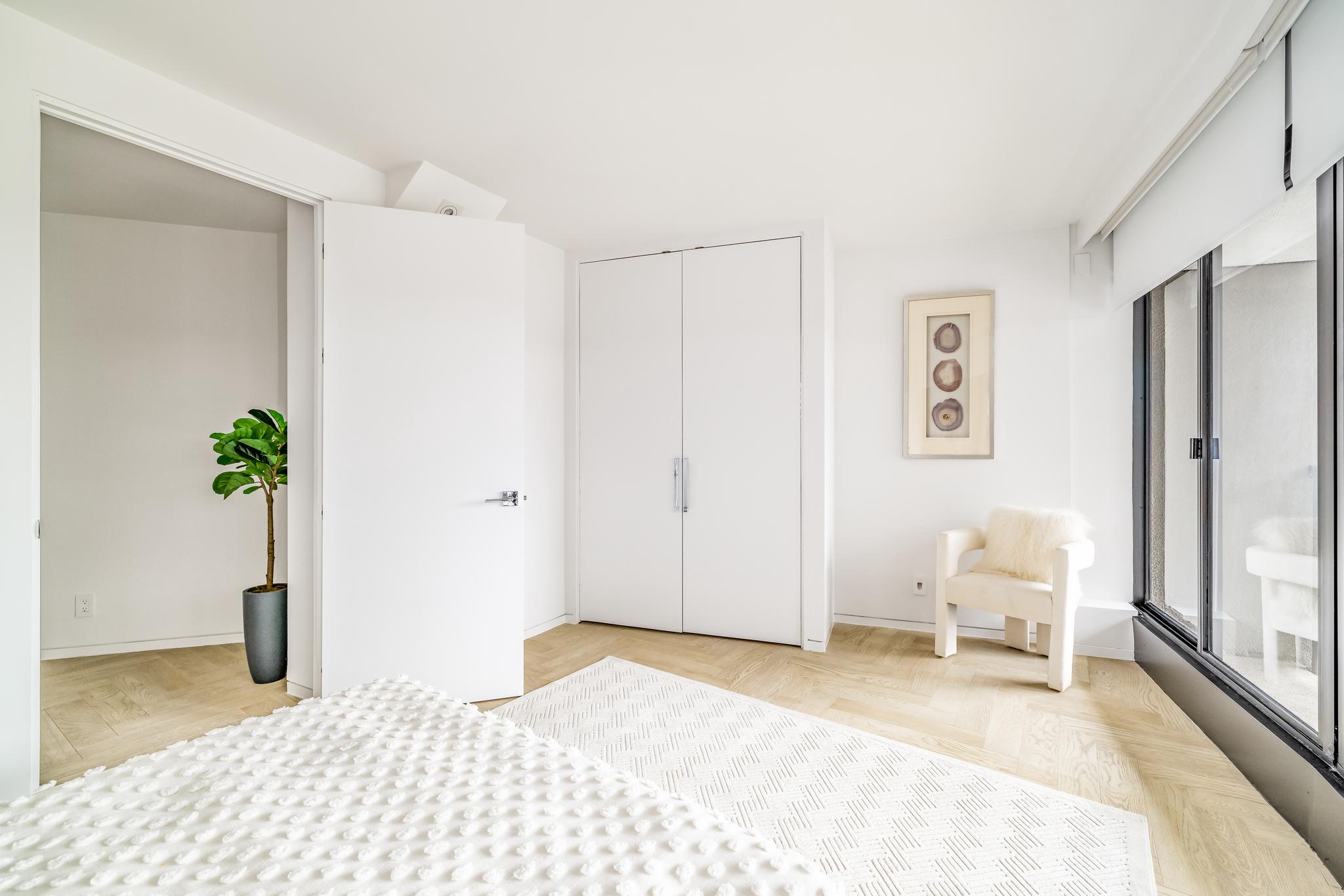 2500 Virginia Ave NW Unit# 714