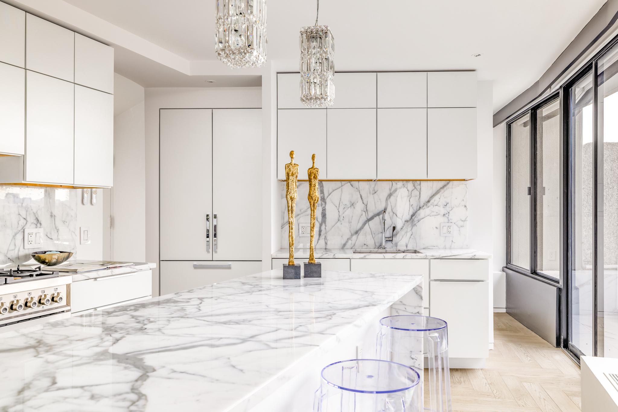 2500 Virginia Ave NW Unit# 714