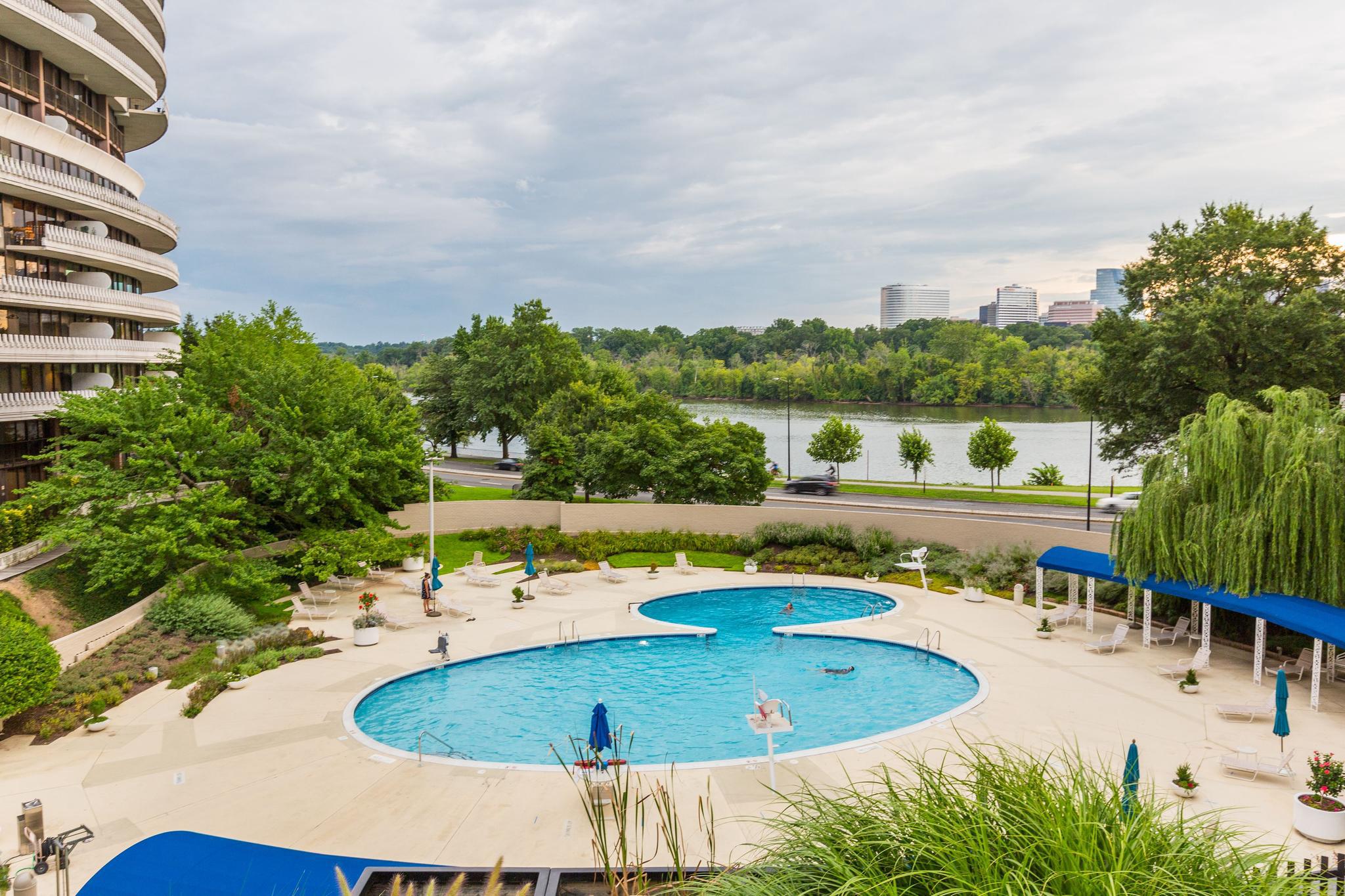 2500 Virginia Ave NW Unit# 714