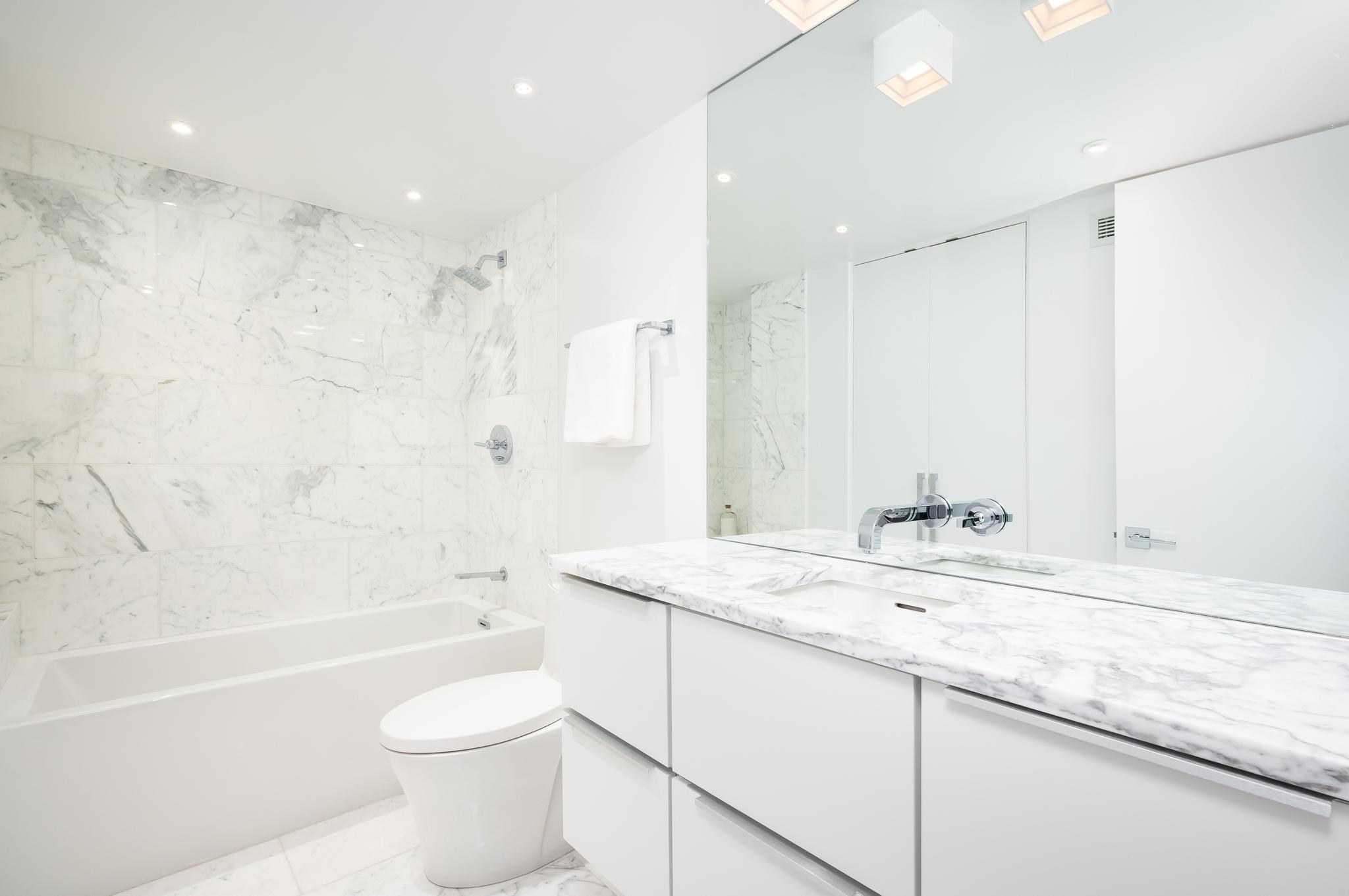 2500 Virginia Ave NW Unit# 714