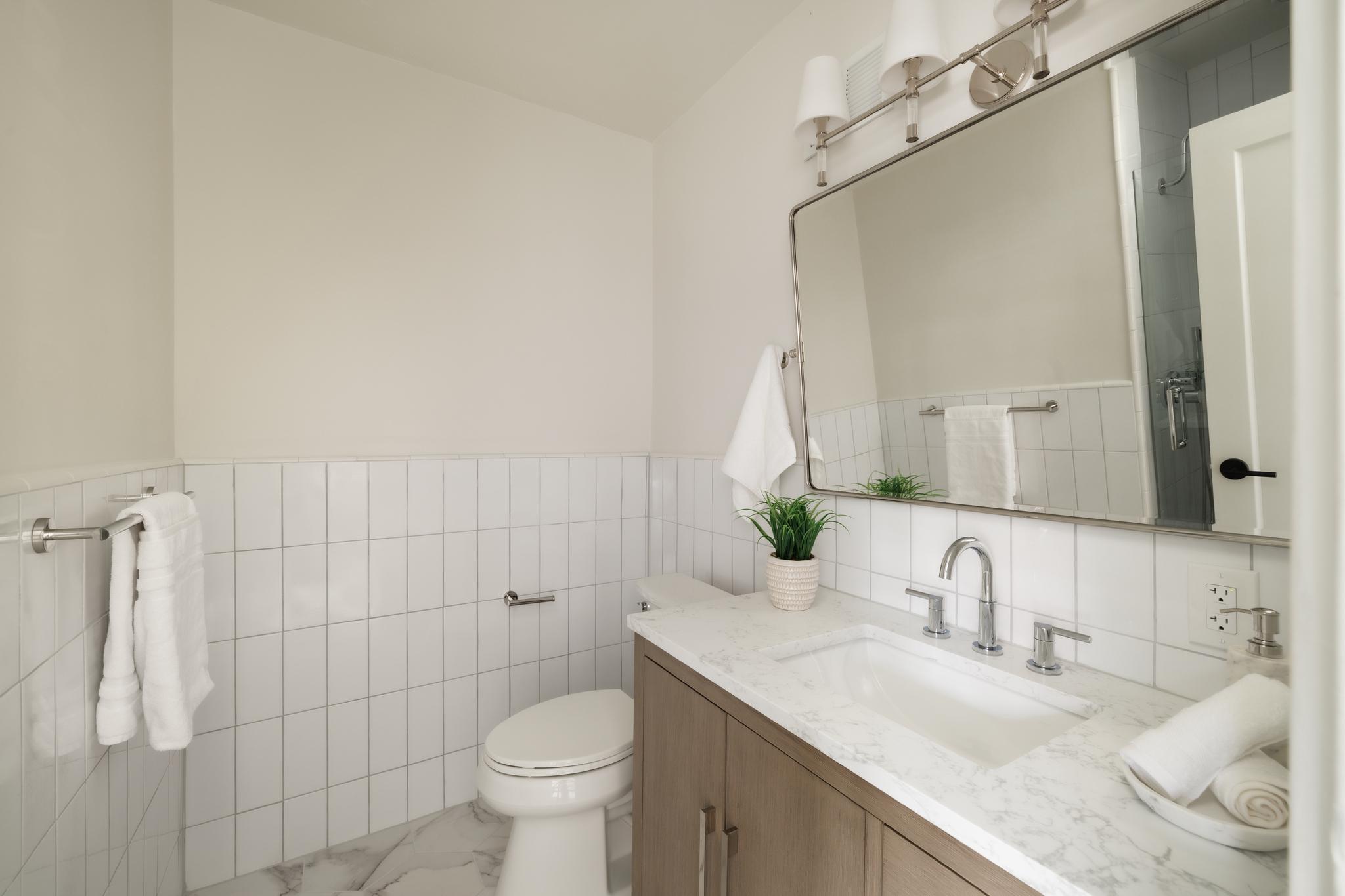 4301 Massachusetts Avenue NW Unit# 1013