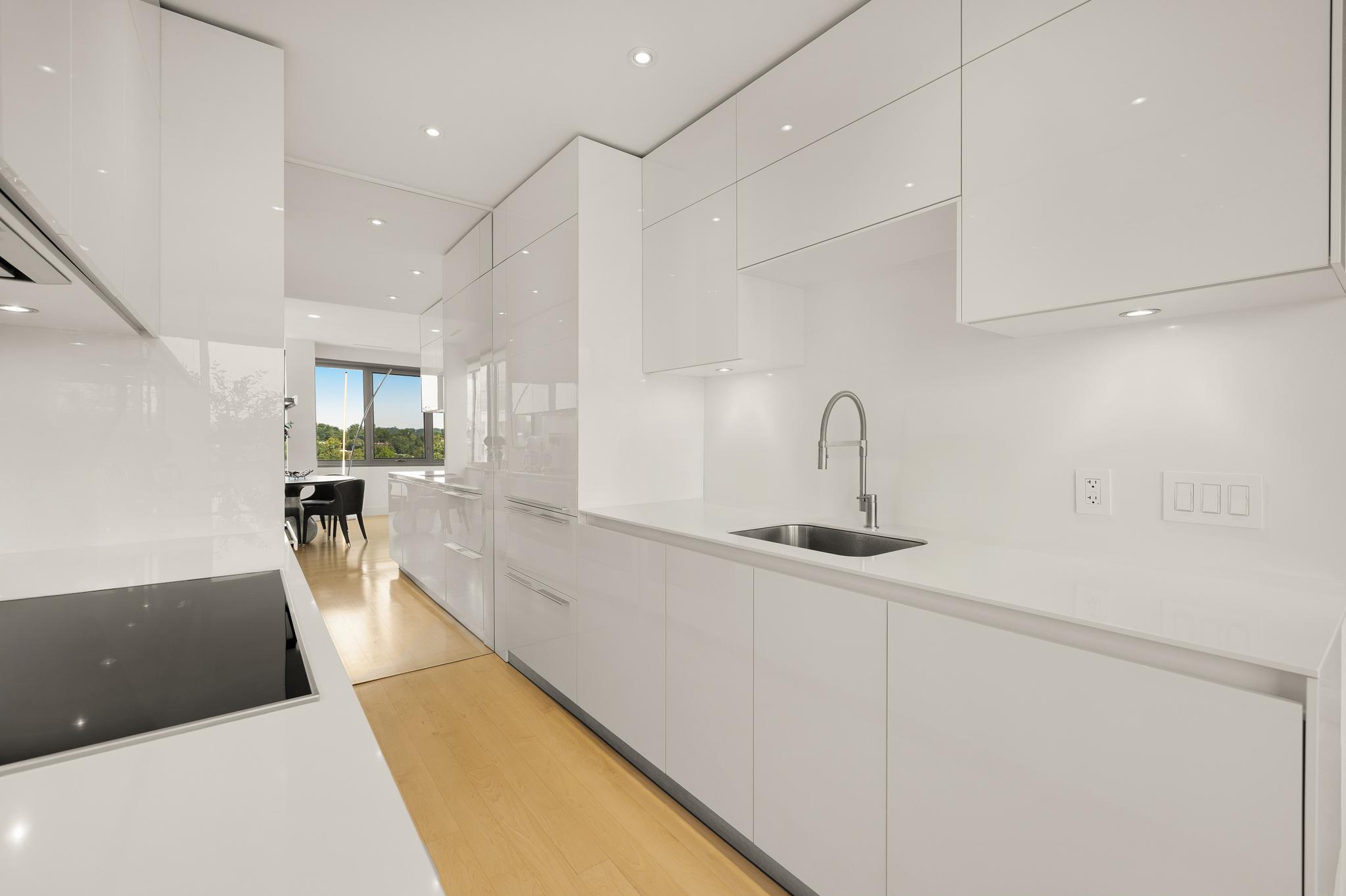 2501 M Street NW Unit# 704