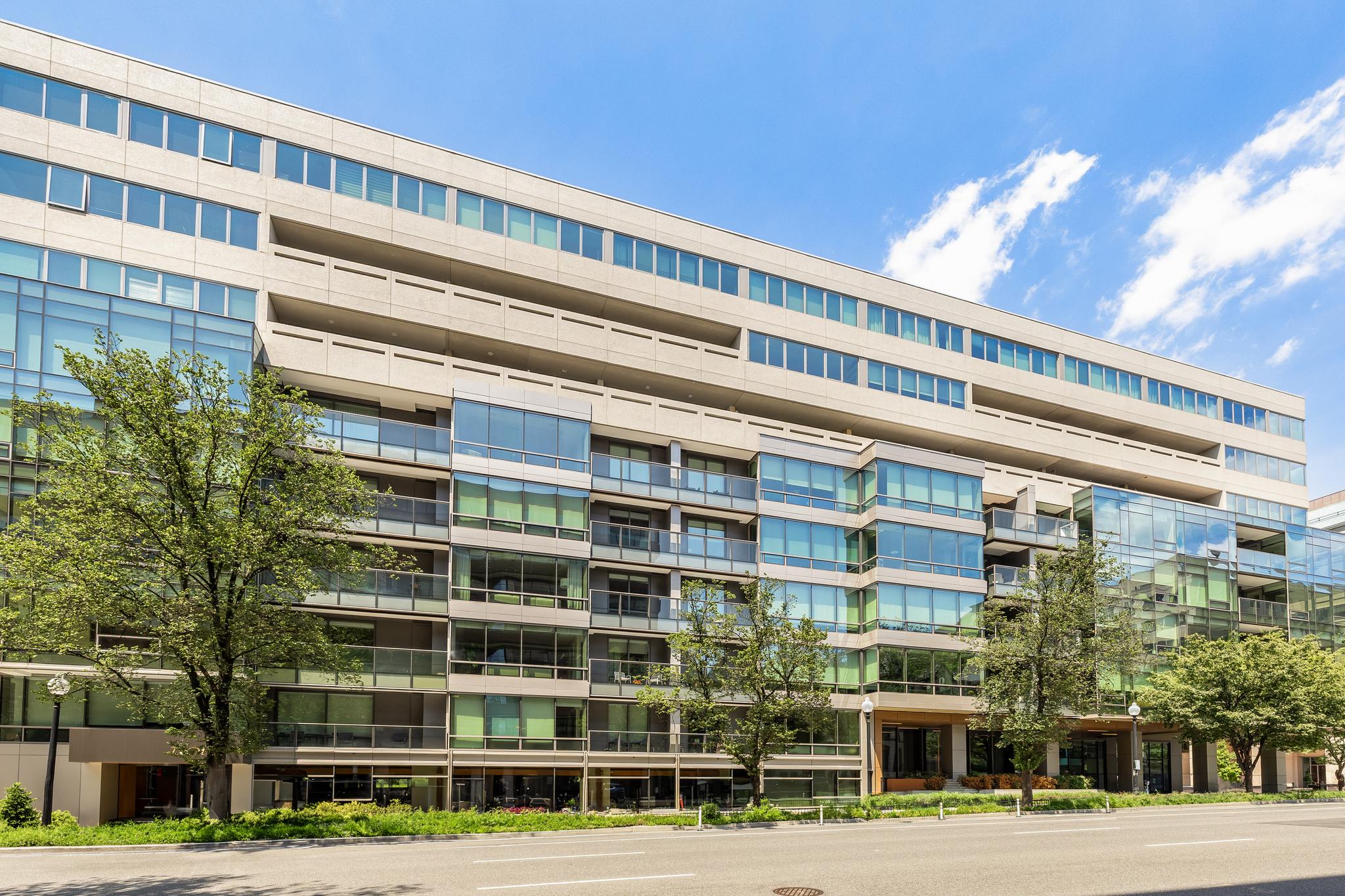 2501 M Street NW Unit# 704