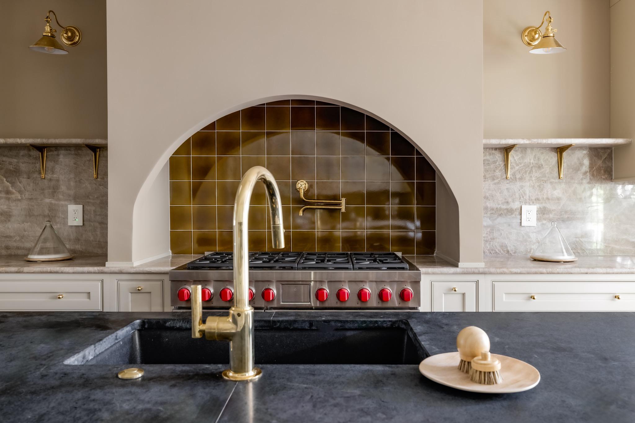 2825 Mcgill Terrace NW