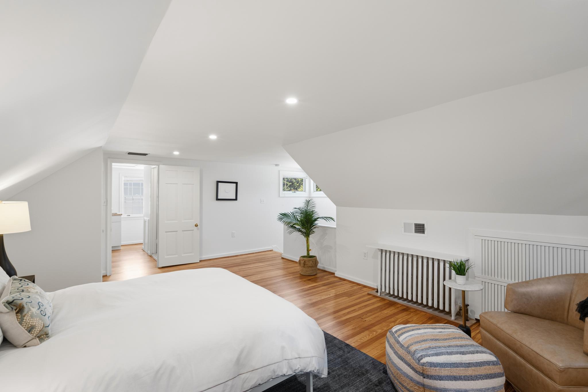 4505 Klingle Street NW