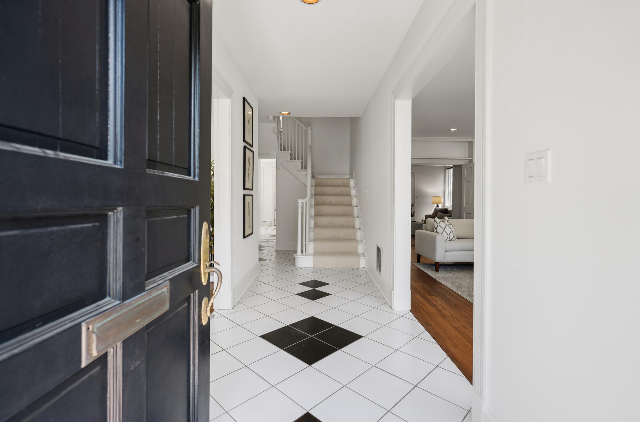 4505 Klingle Street NW