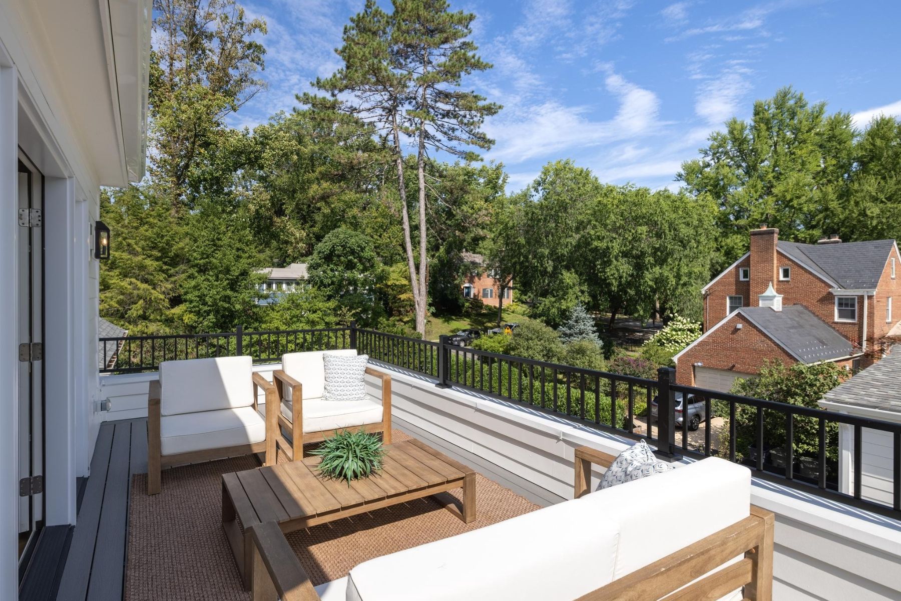 3543 Albemarle Street NW
