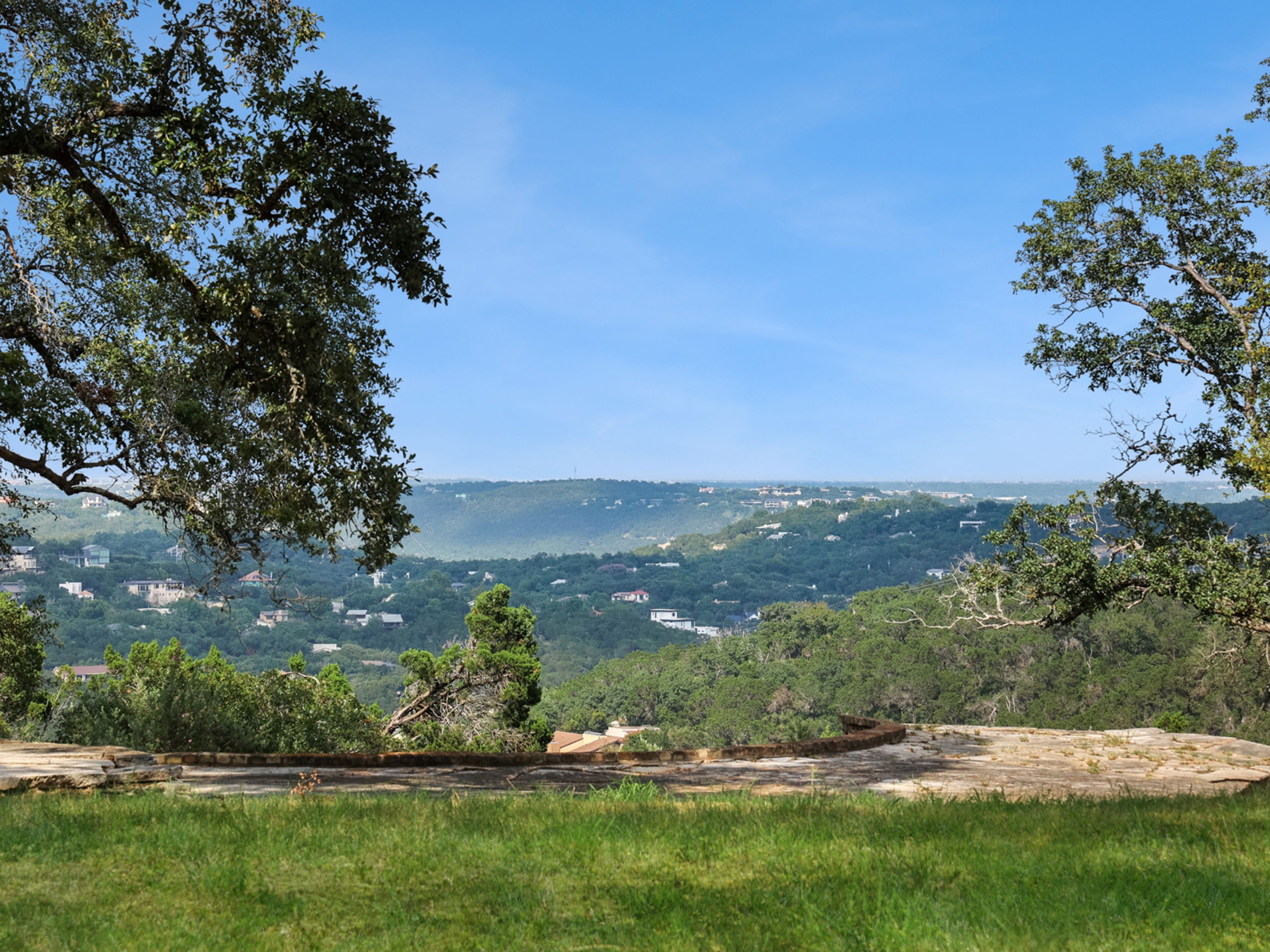 1300 Redbud Trail 