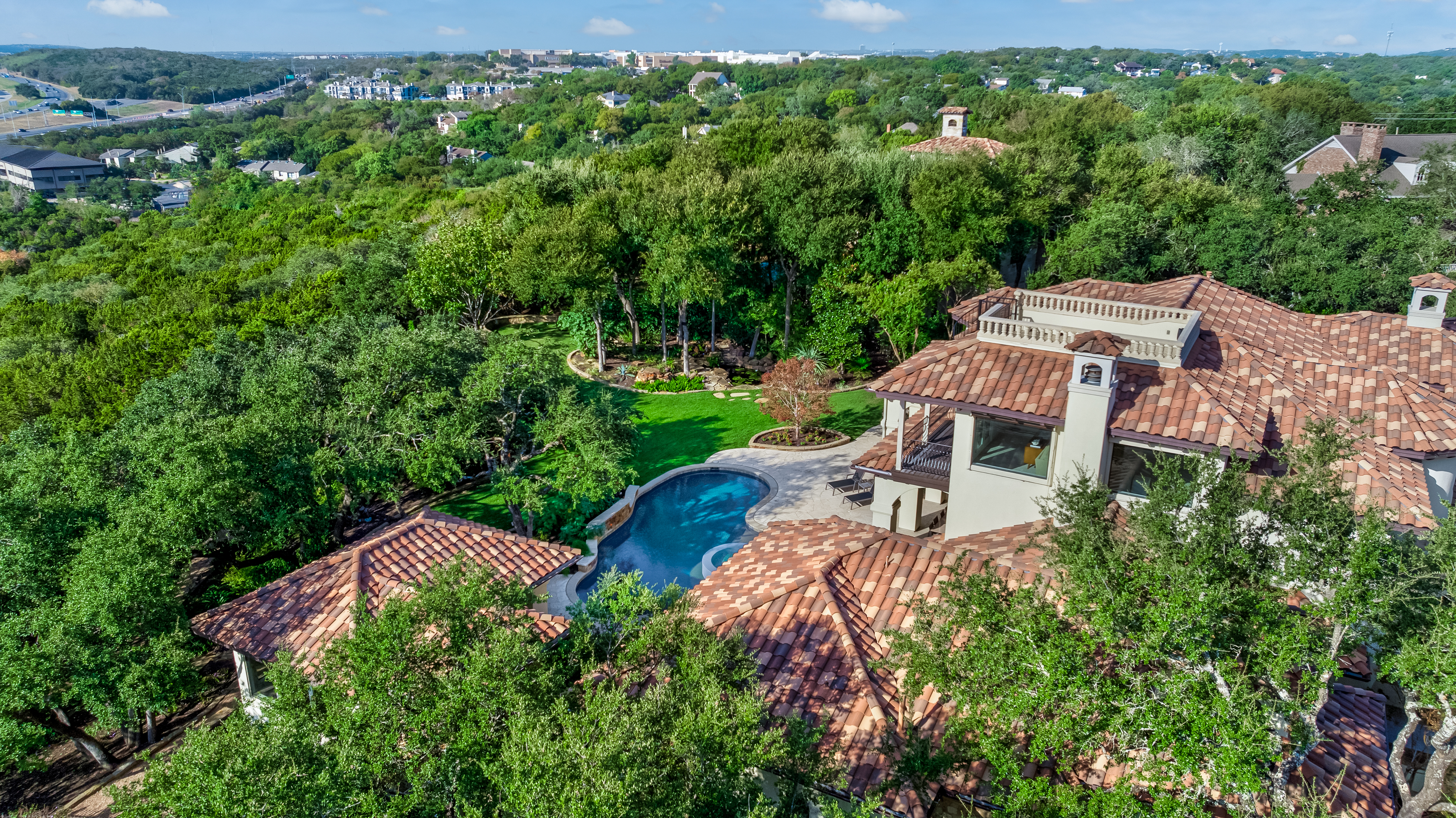 2911 Regents Park 