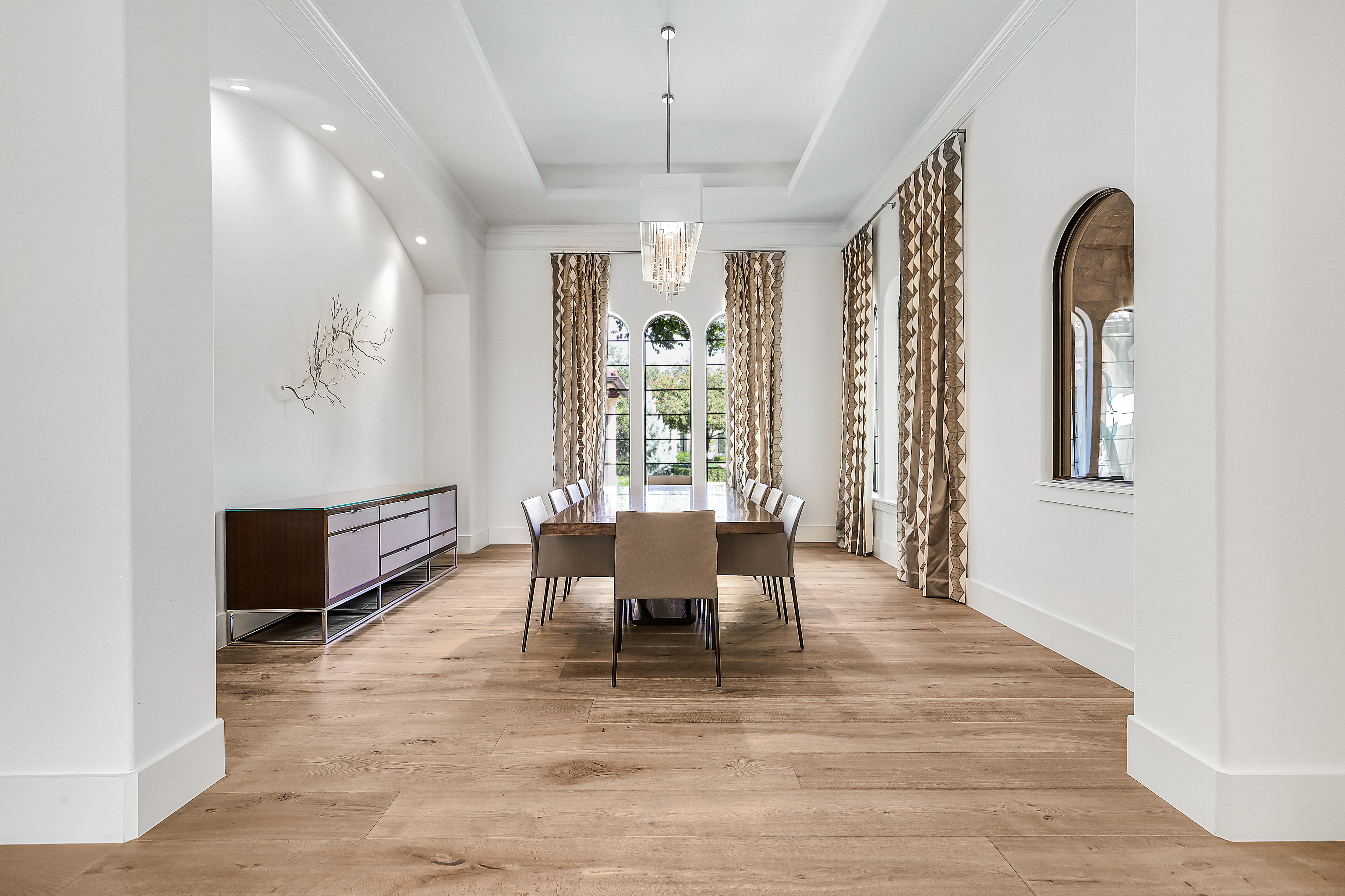 2911 Regents Park 