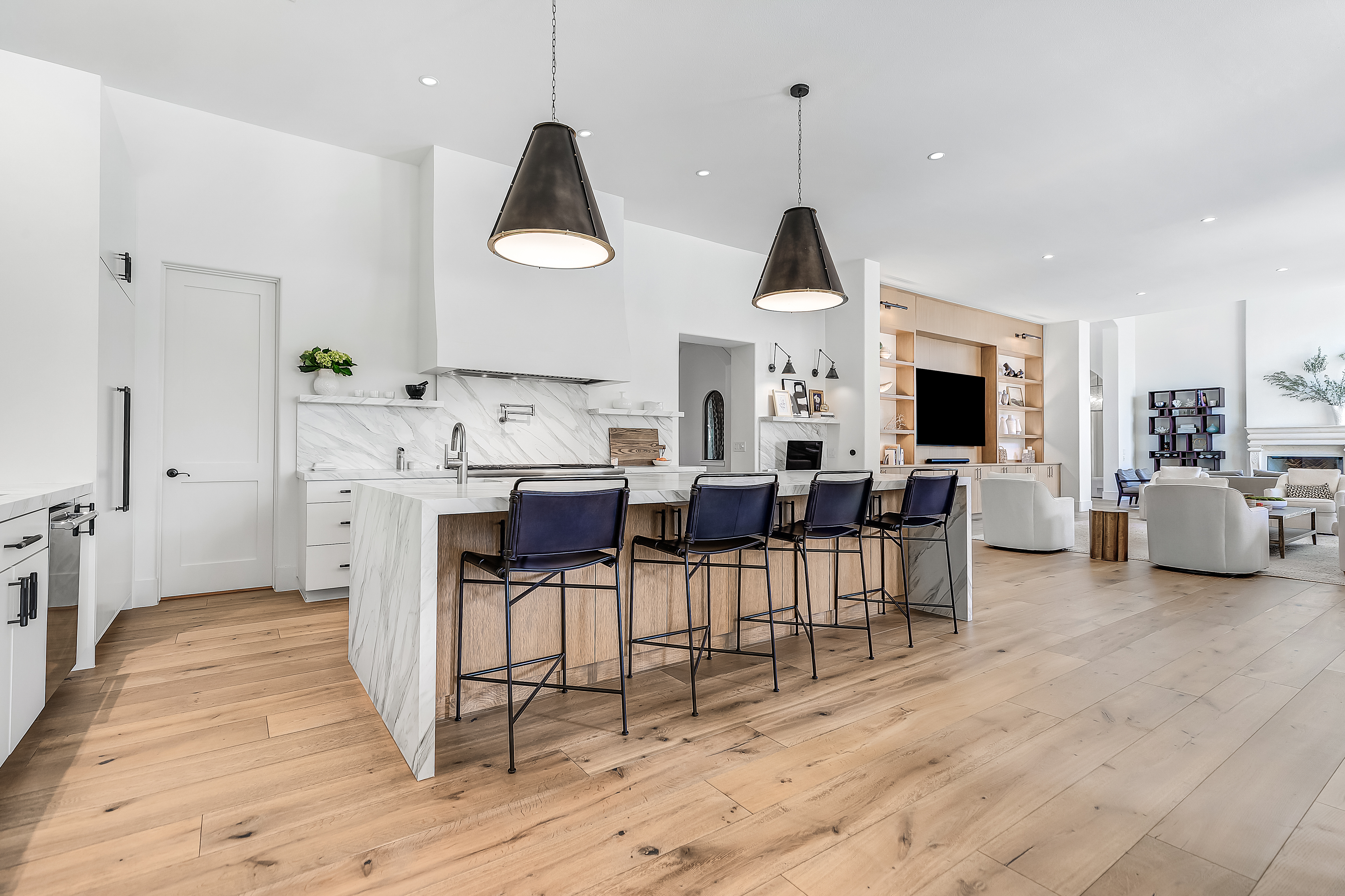 2911 Regents Park 