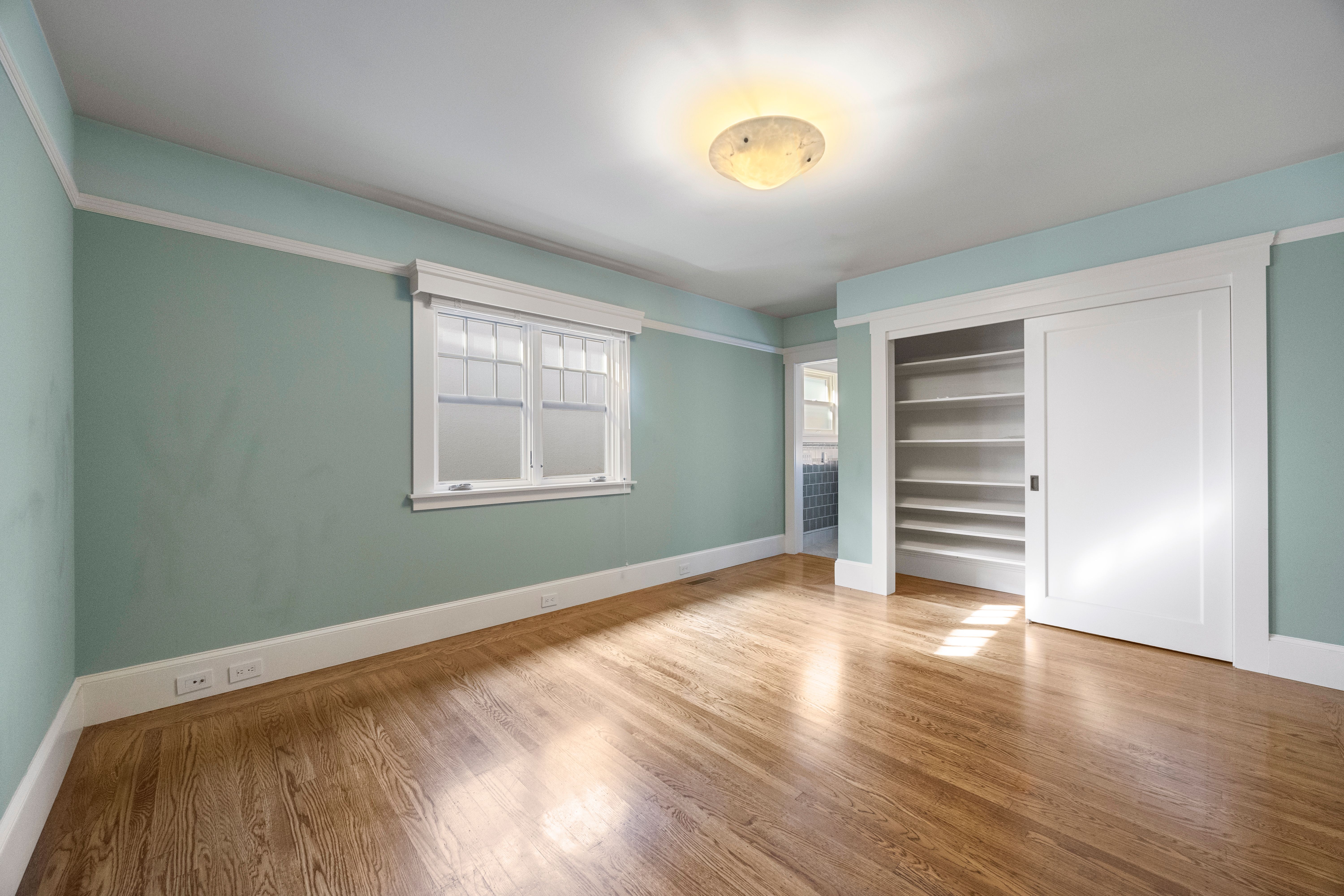 1361 Edgehill Drive 