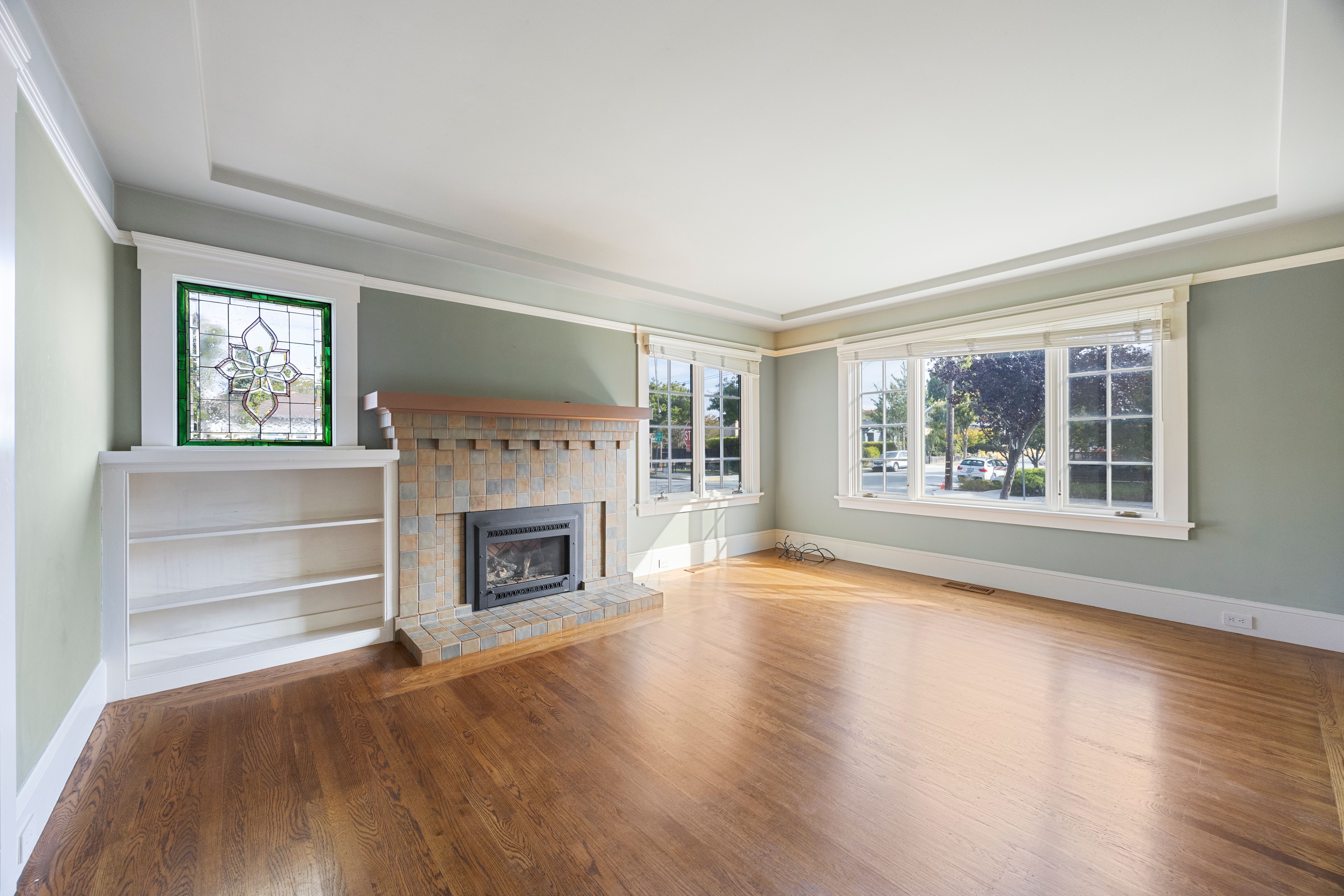 1361 Edgehill Drive 