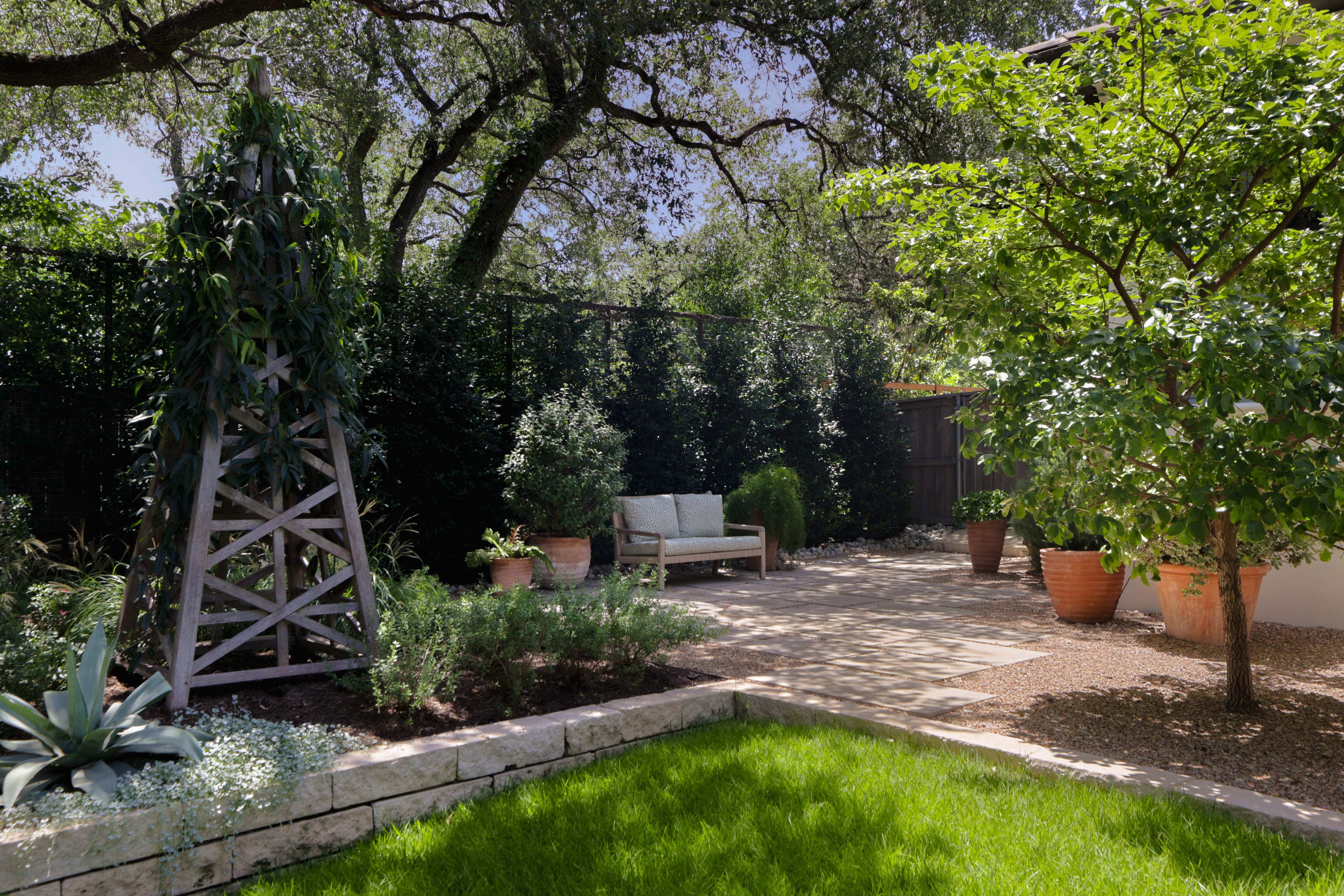 3400 Foothill Terrace 