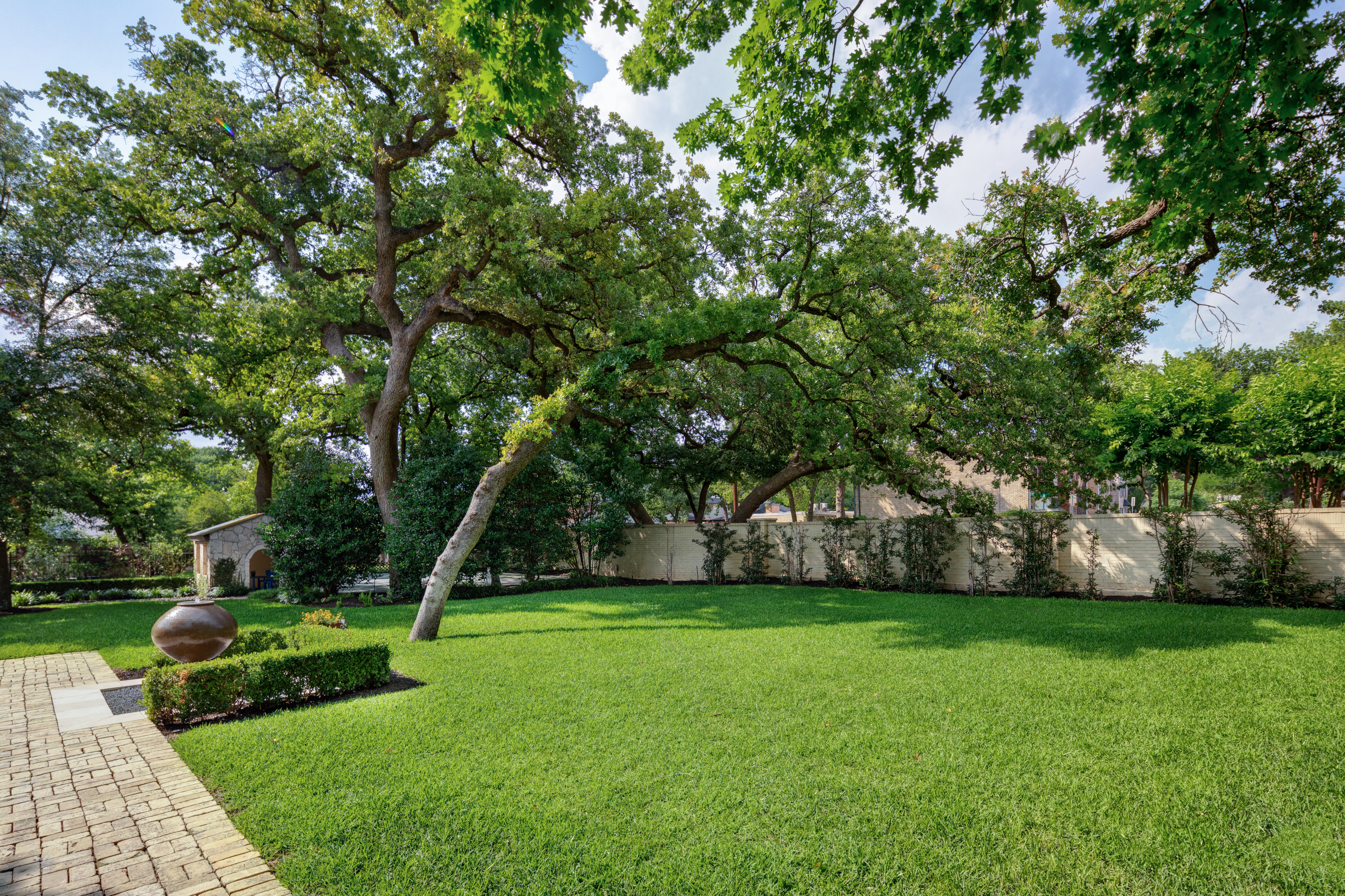 2401 Enfield Road 