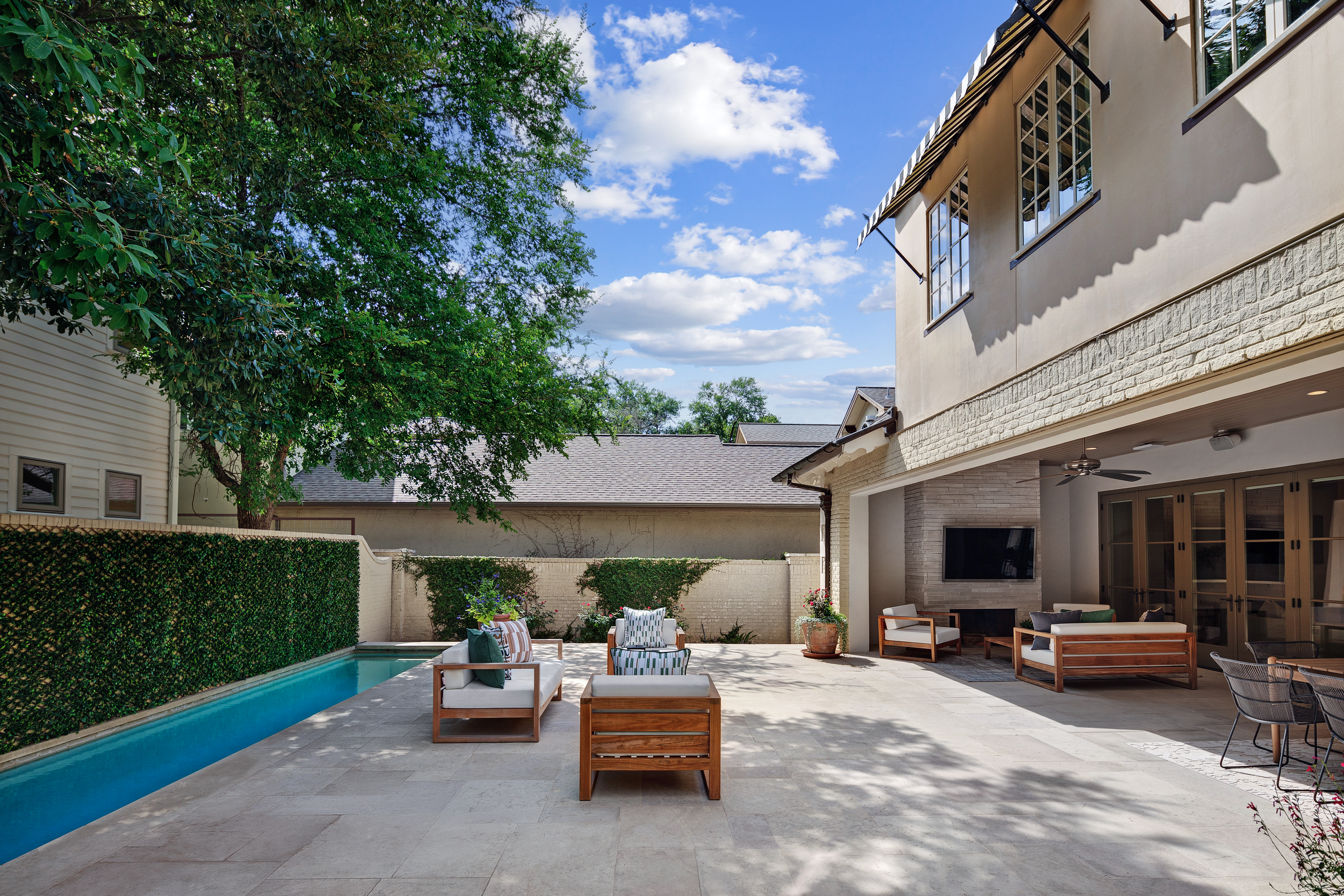 2401 Enfield Road 