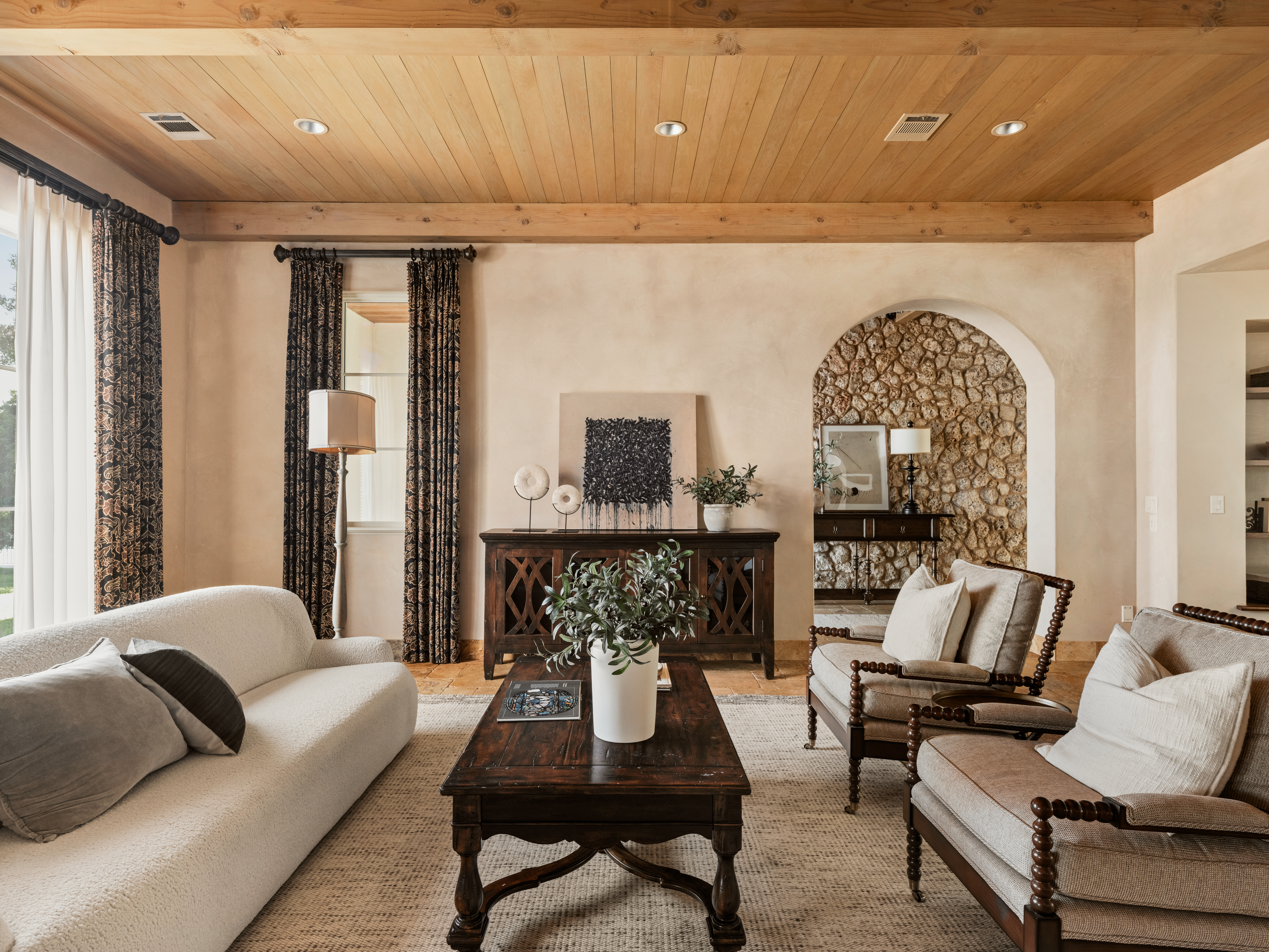 1907 Lakeshore Drive, Austin, TX