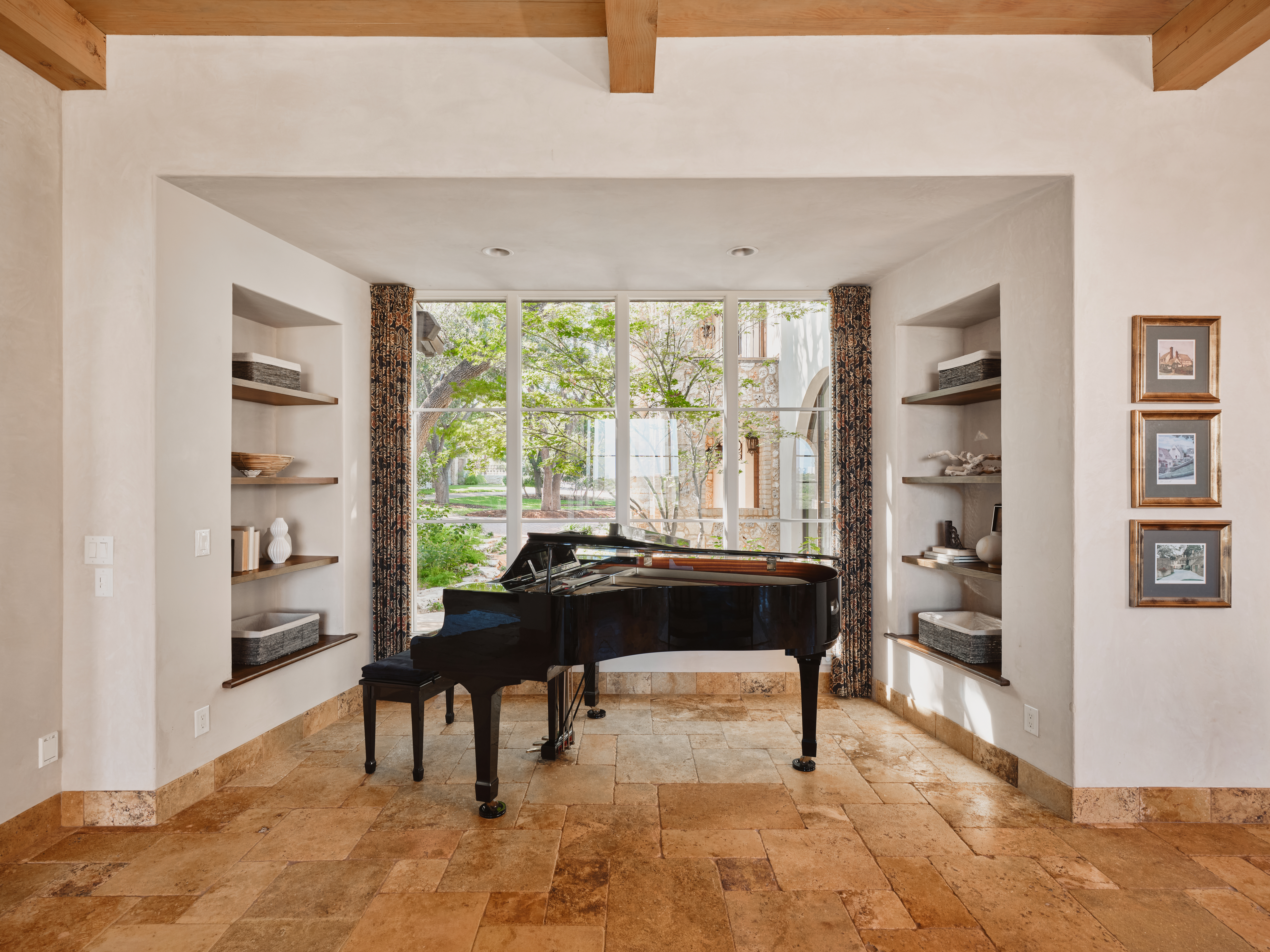 1907 Lakeshore Drive, Austin, TX
