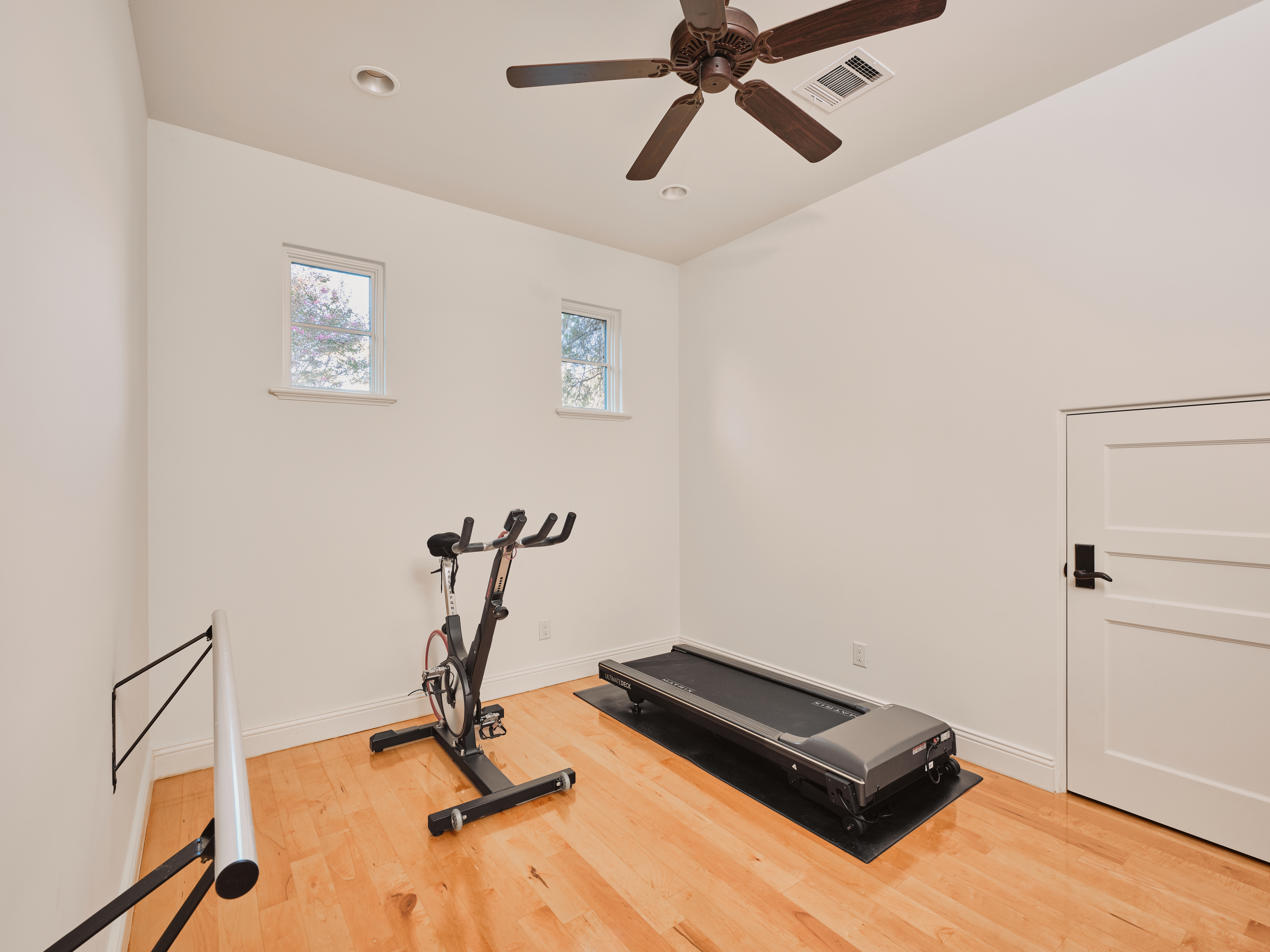 1907 Lakeshore Drive, Austin, TX