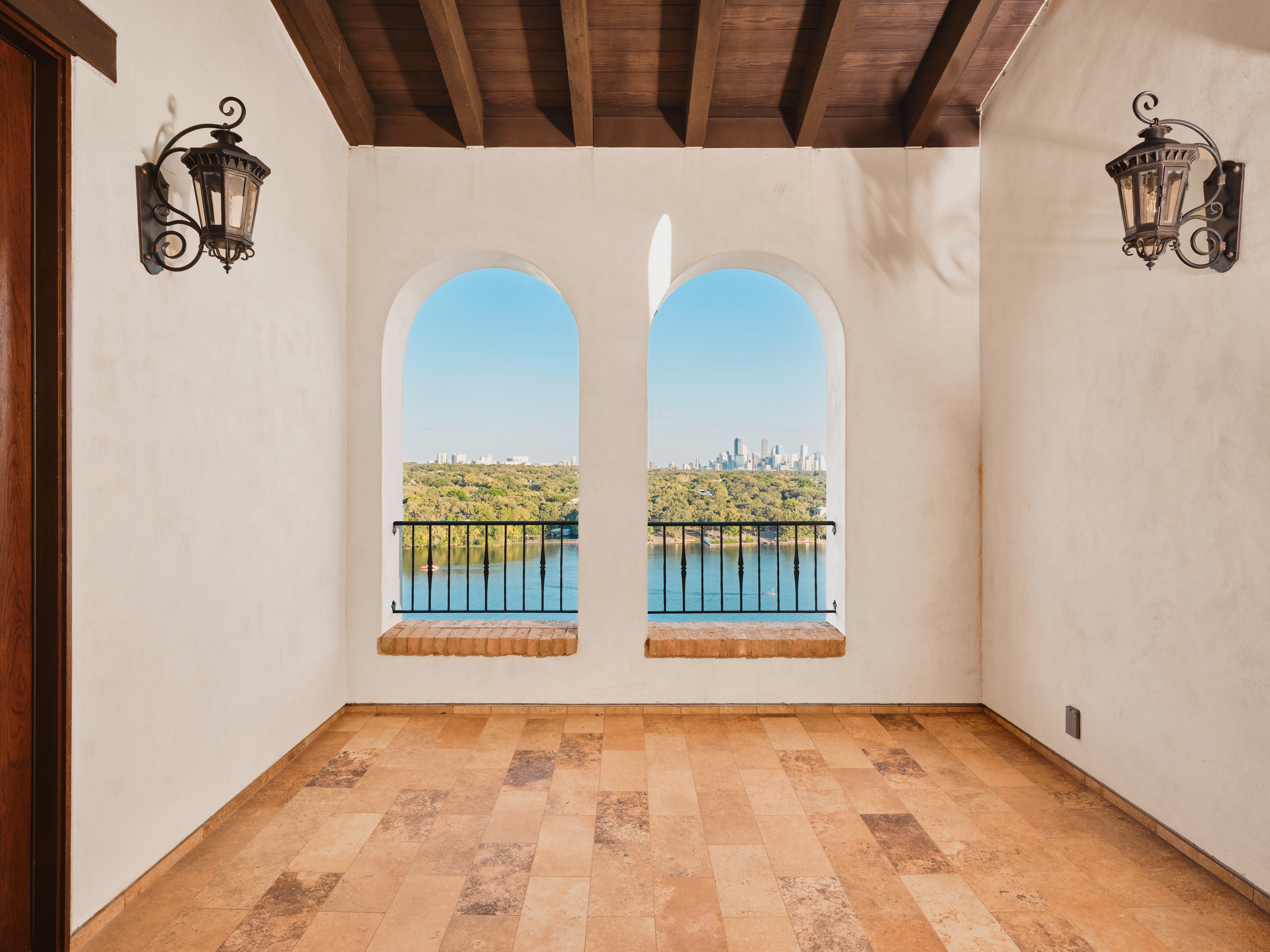 1907 Lakeshore Drive, Austin, TX