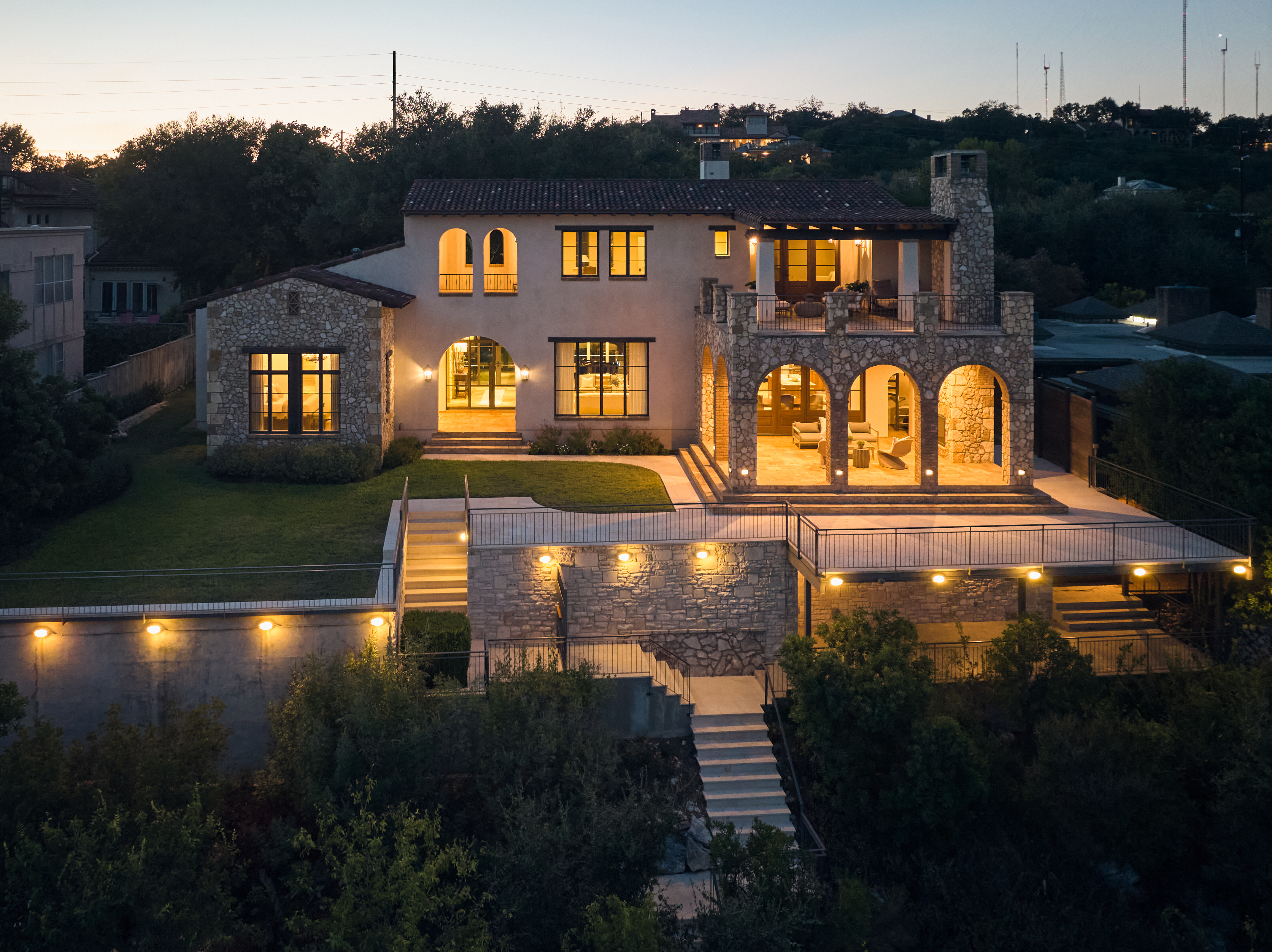 1907 Lakeshore Drive, Austin, TX