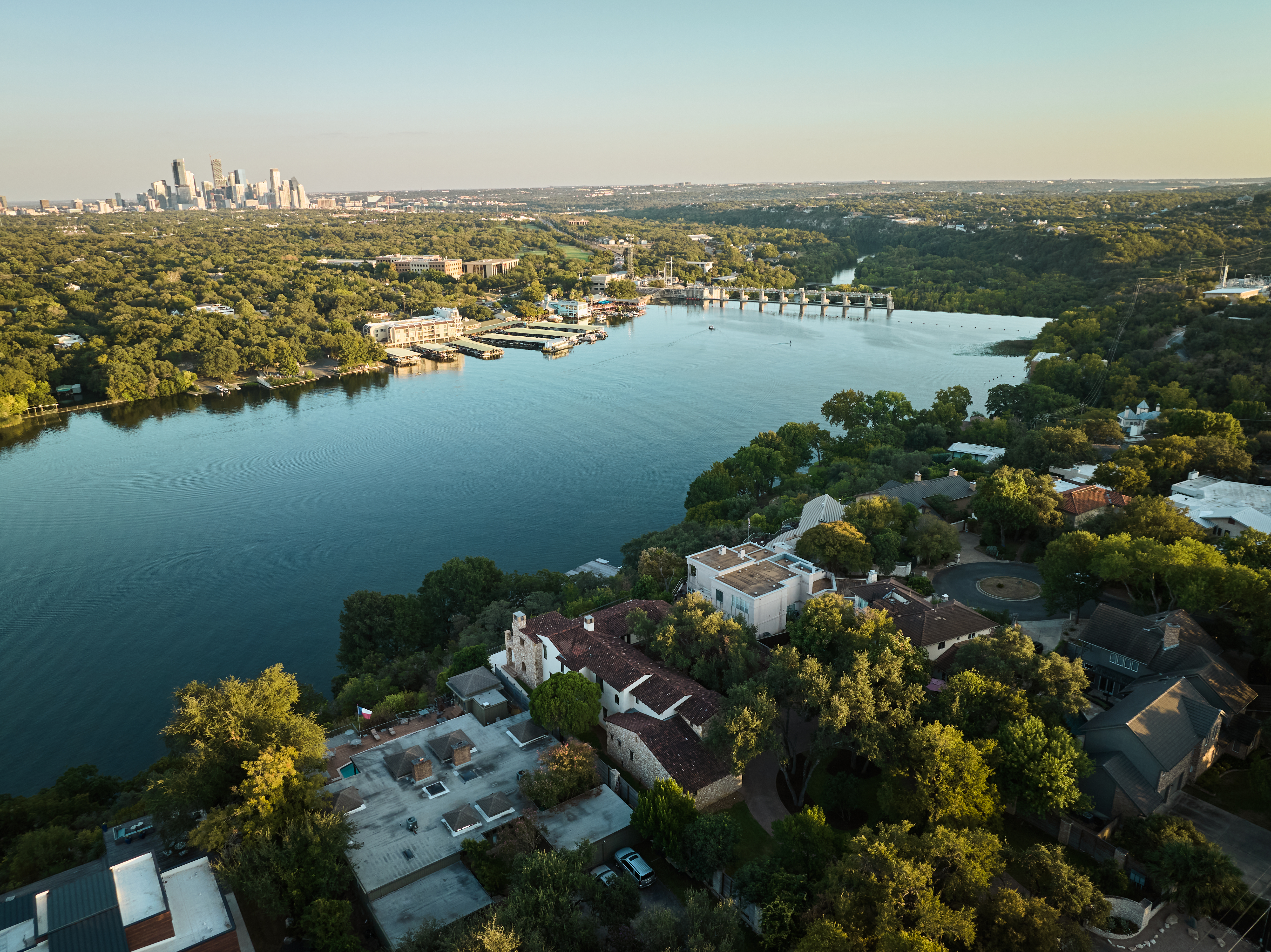 1907 Lakeshore Drive, Austin, TX