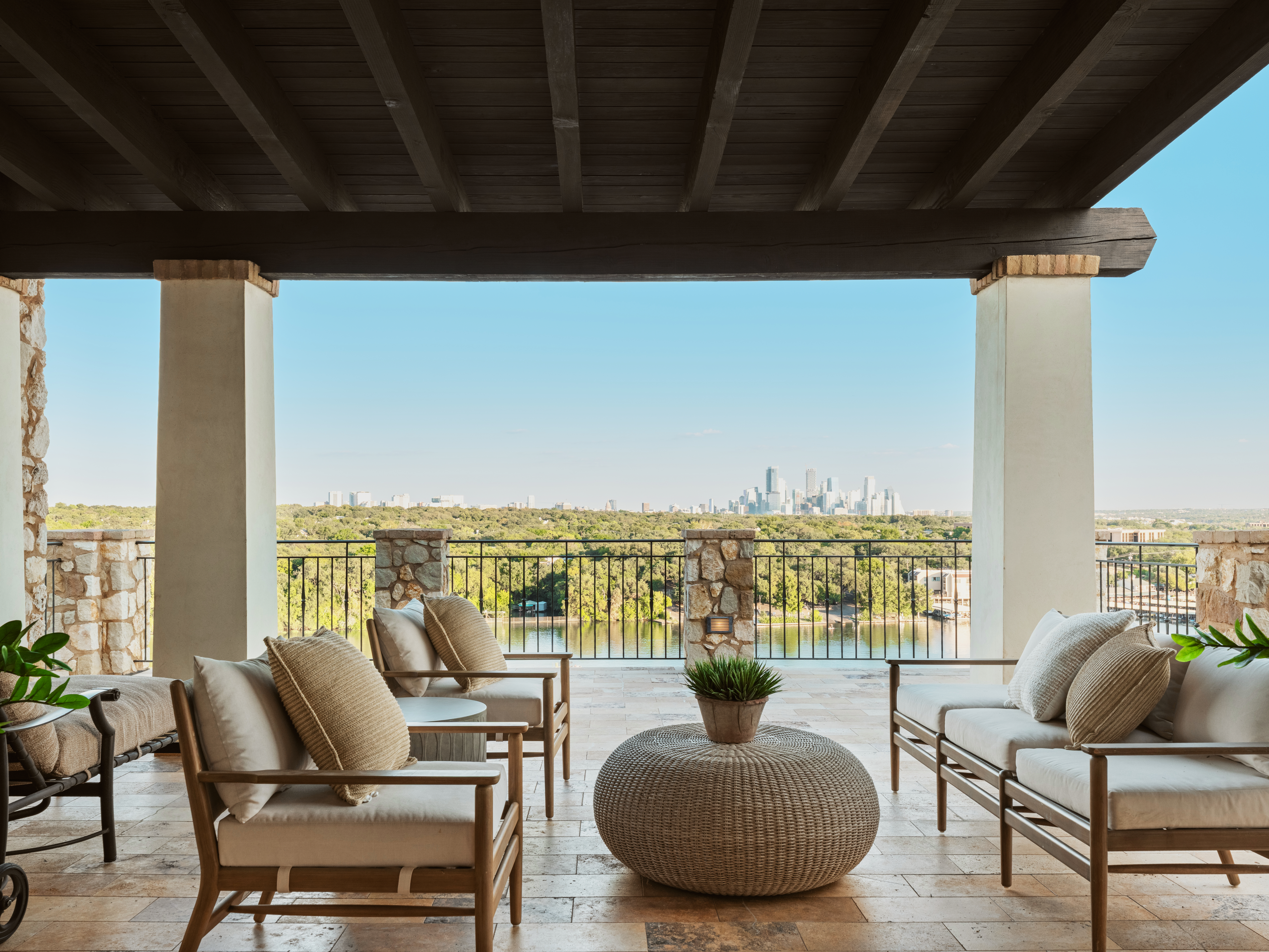 1907 Lakeshore Drive, Austin, TX
