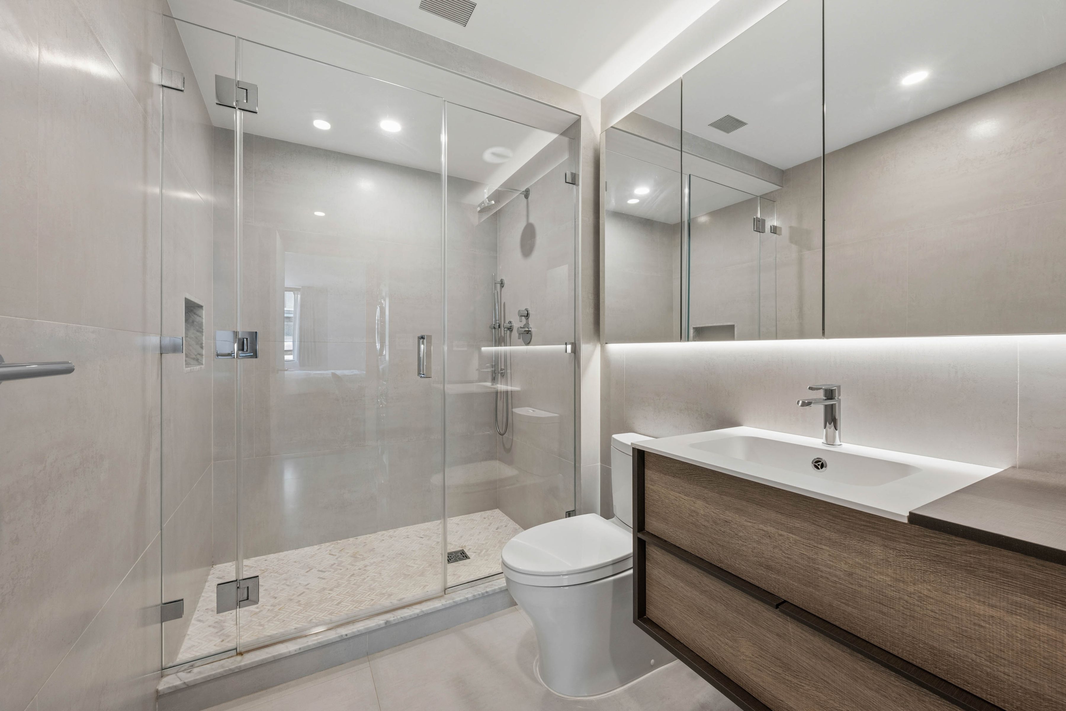 108 Fifth Avenue 14B