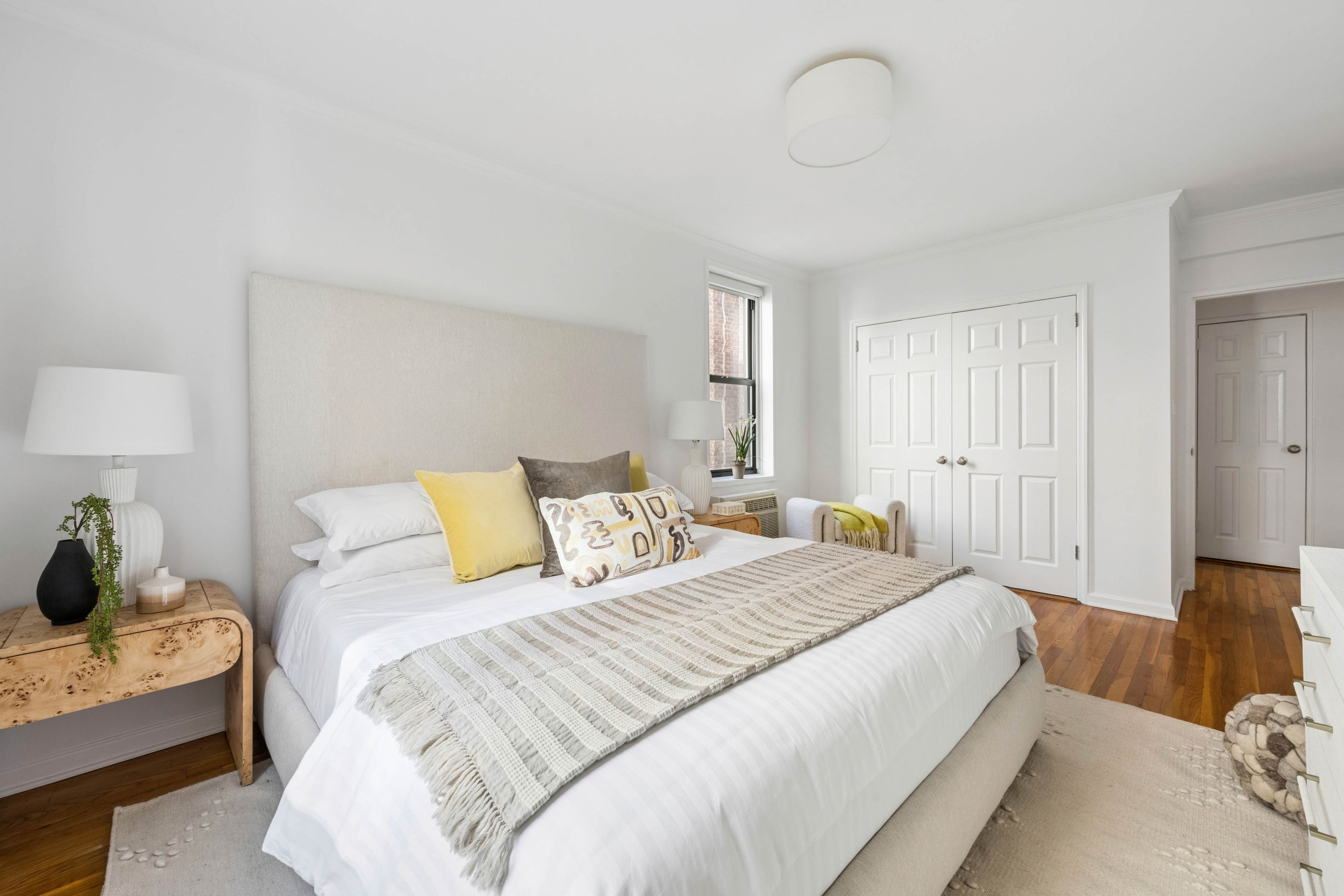 211 East 18th Street 3M