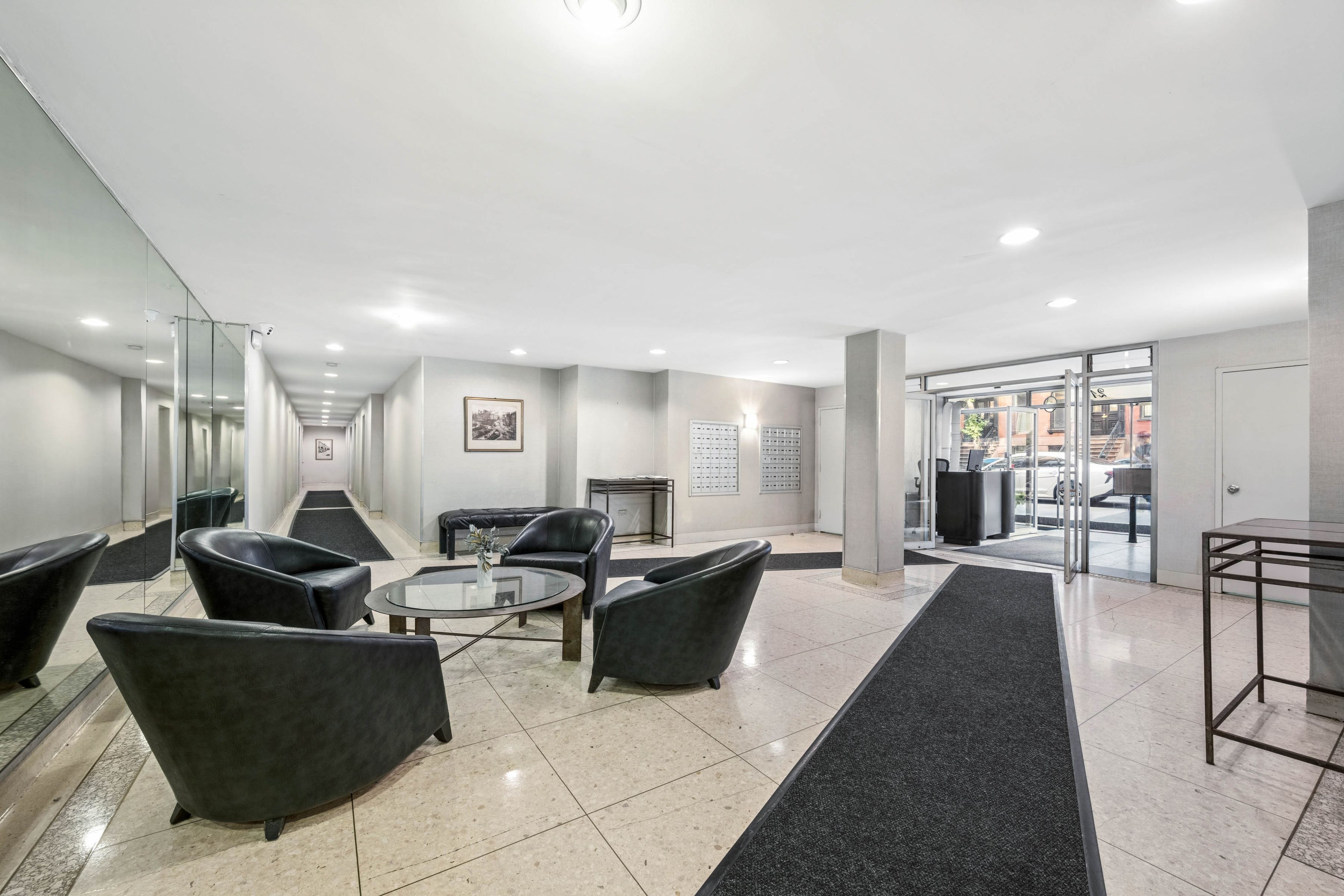 211 East 18th Street 3M