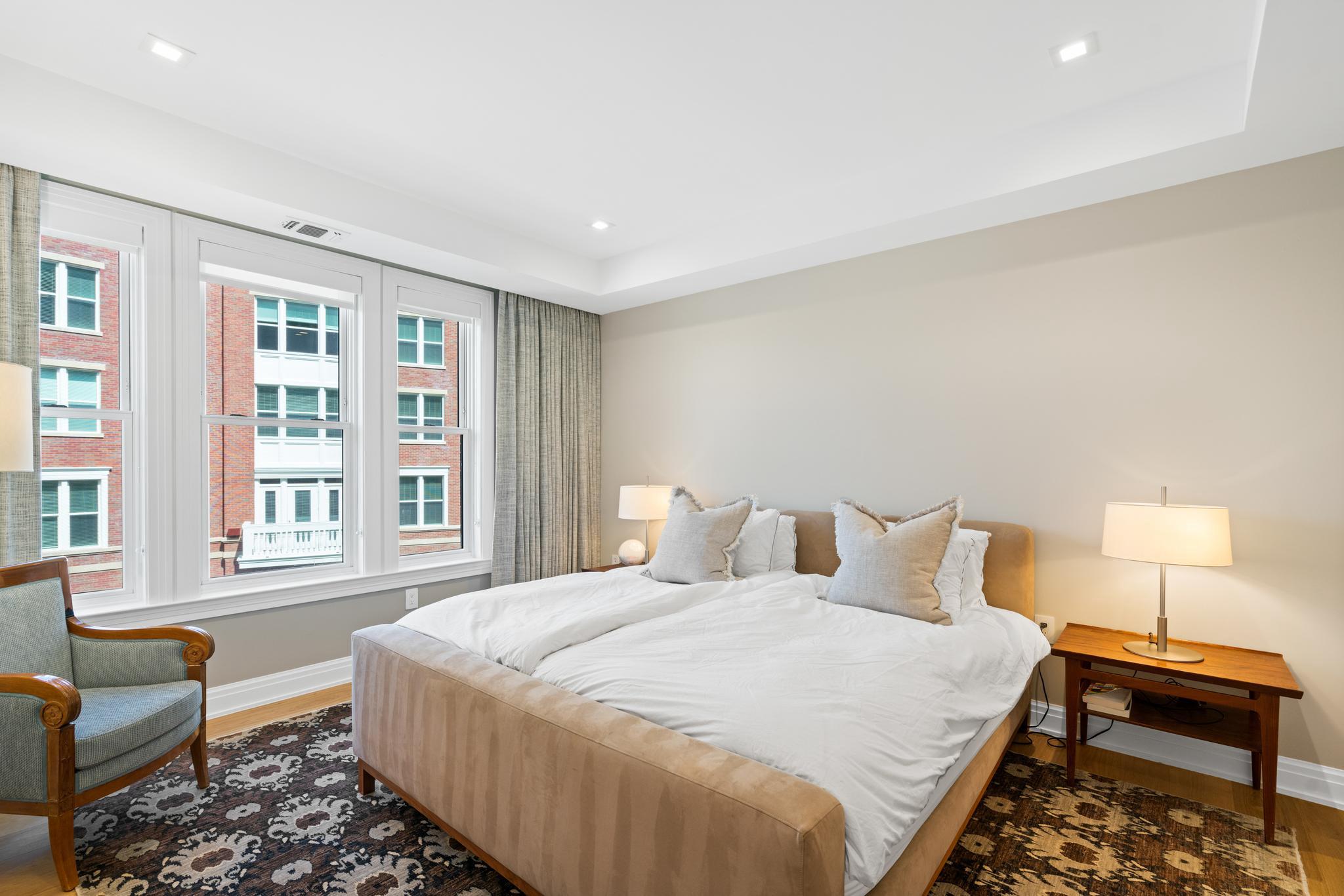 8551 Connecticut Ave #313 