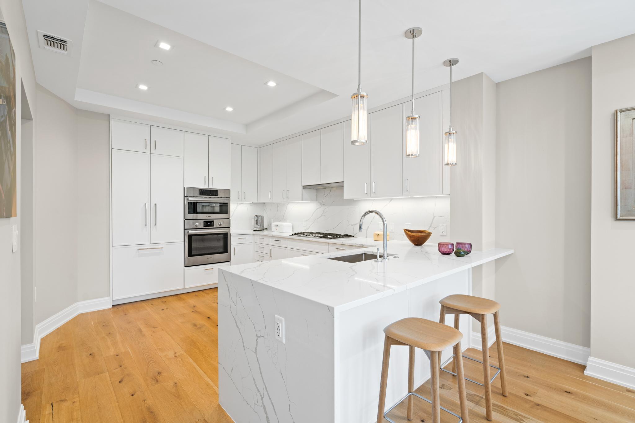 8551 Connecticut Ave #313 