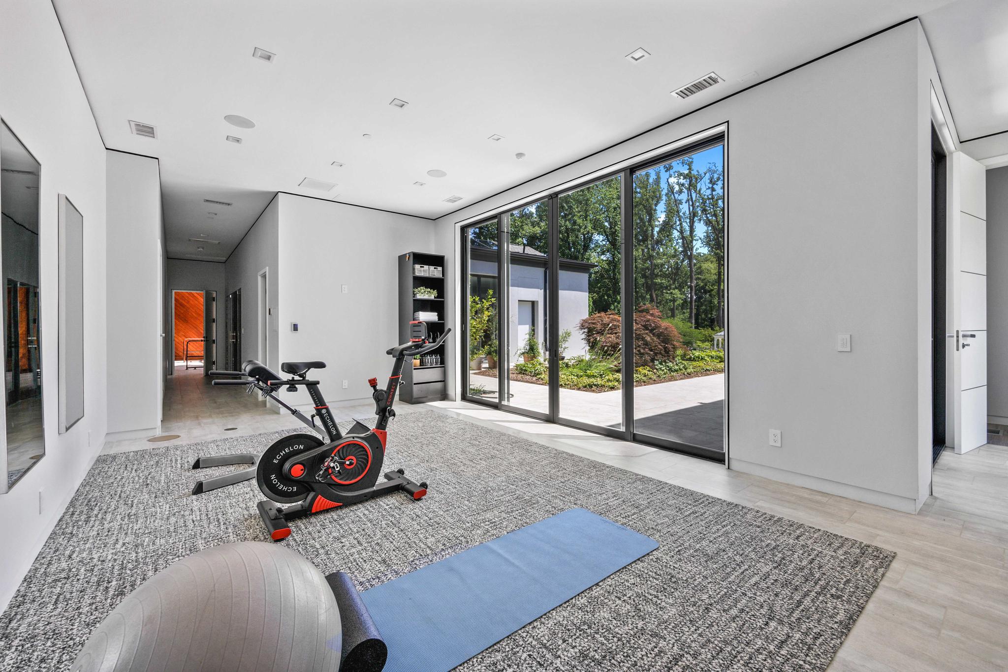 8801& 8799 Fernwood Rd 
