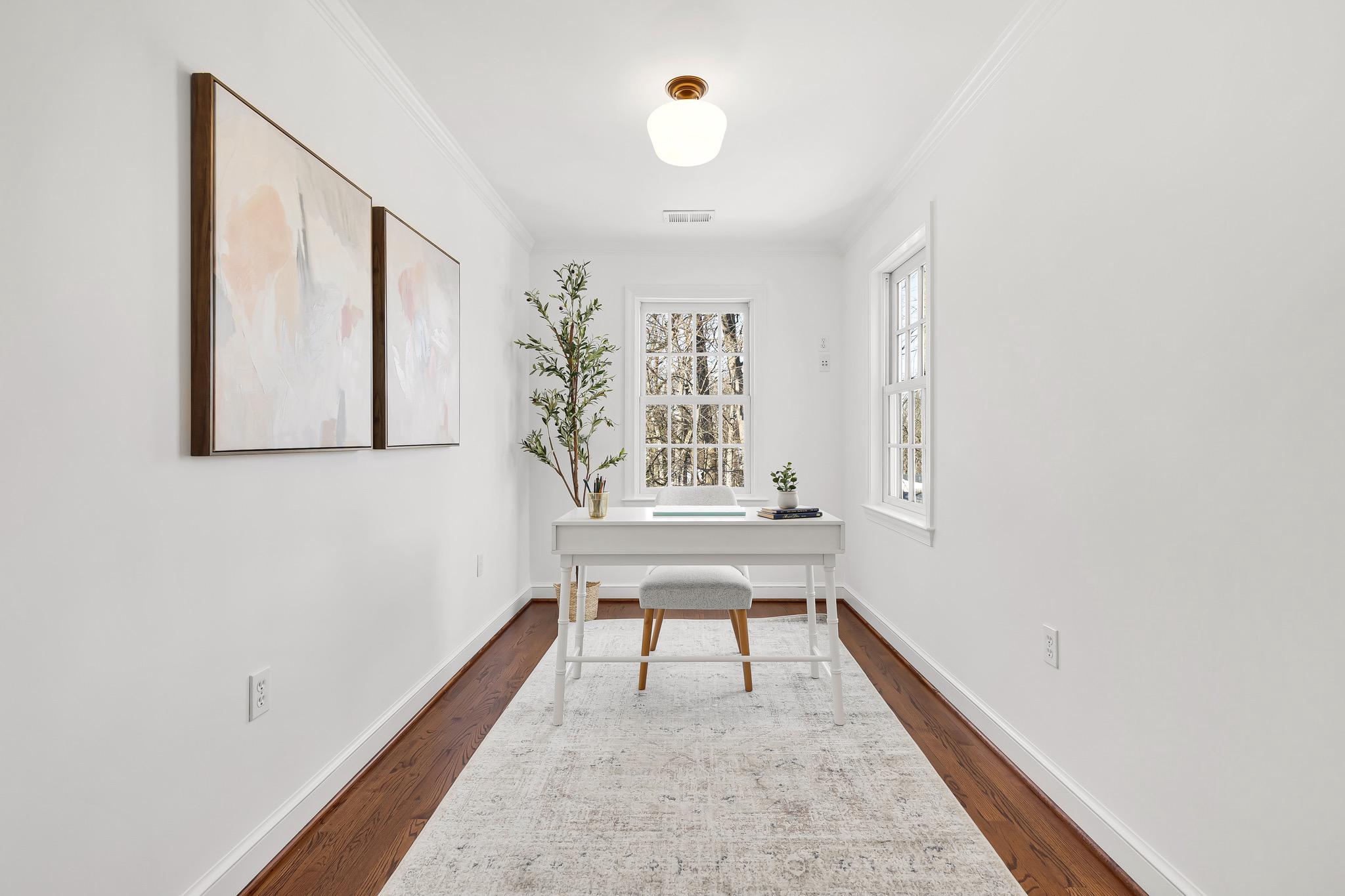 8120 Kerry Lane 