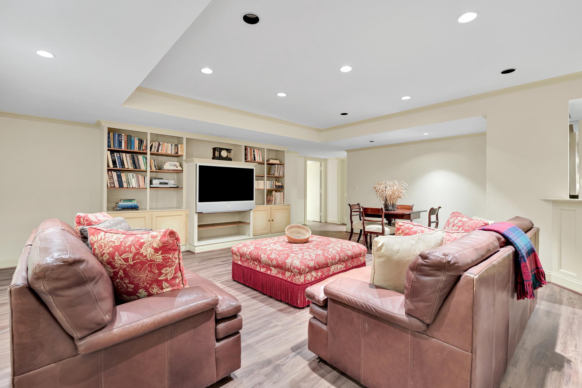 10004 Iron Gate Road 