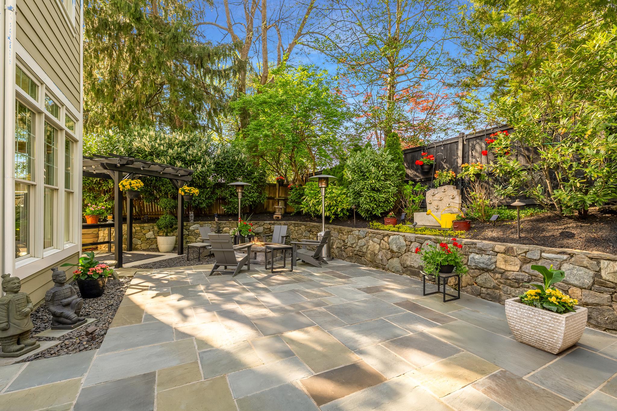 4615 Edgefield Road 