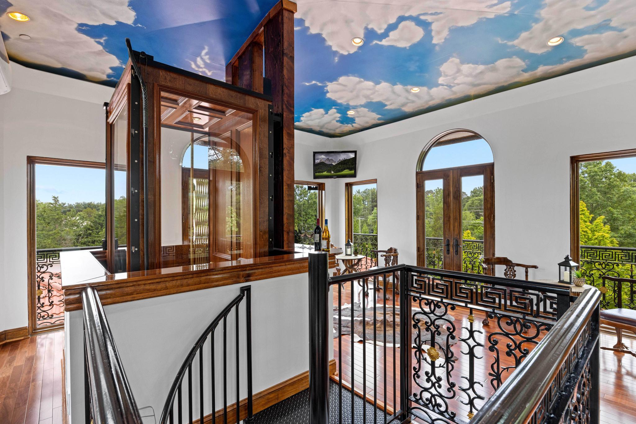 9101 River Road 