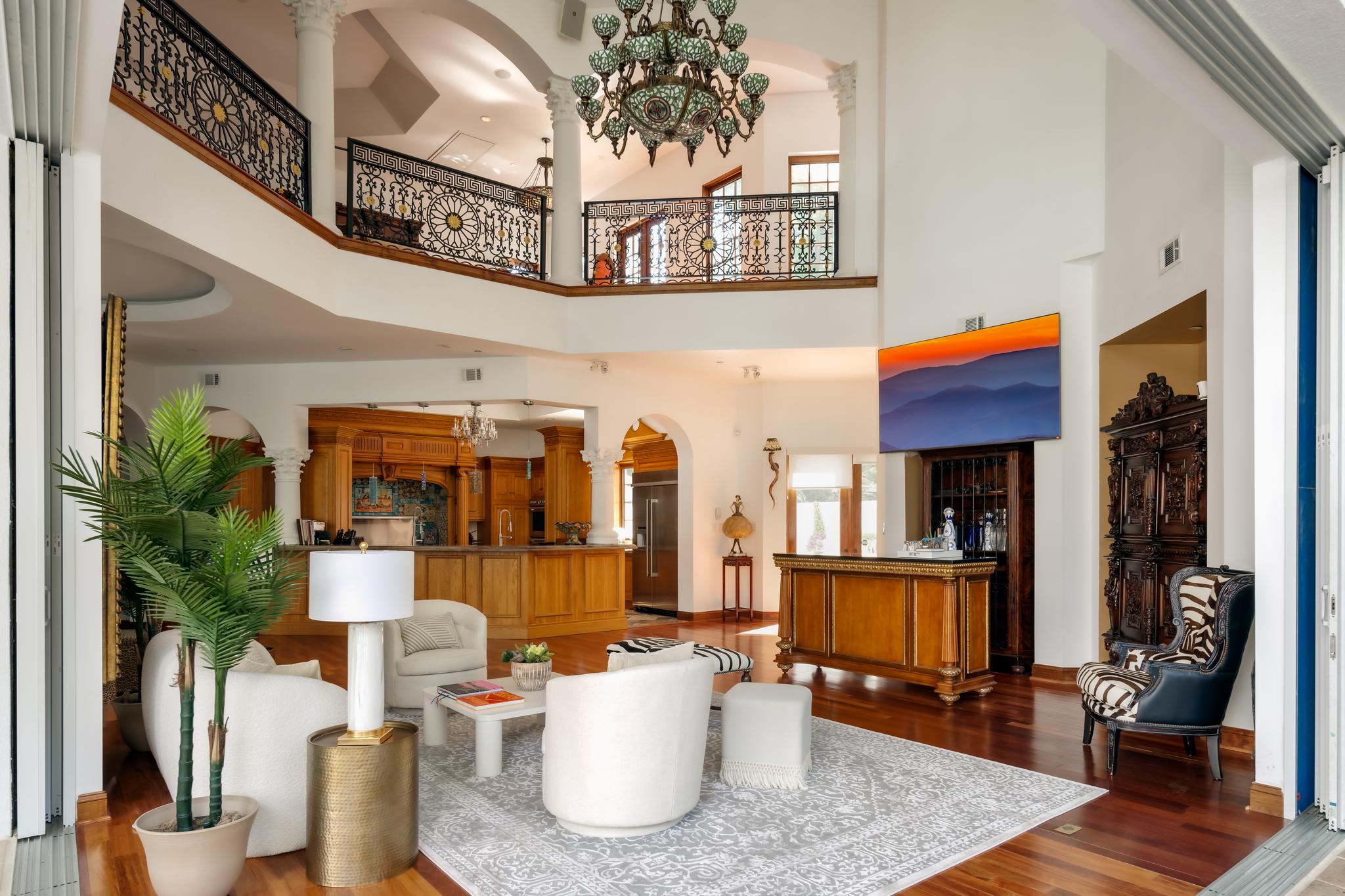 9101 River Road 